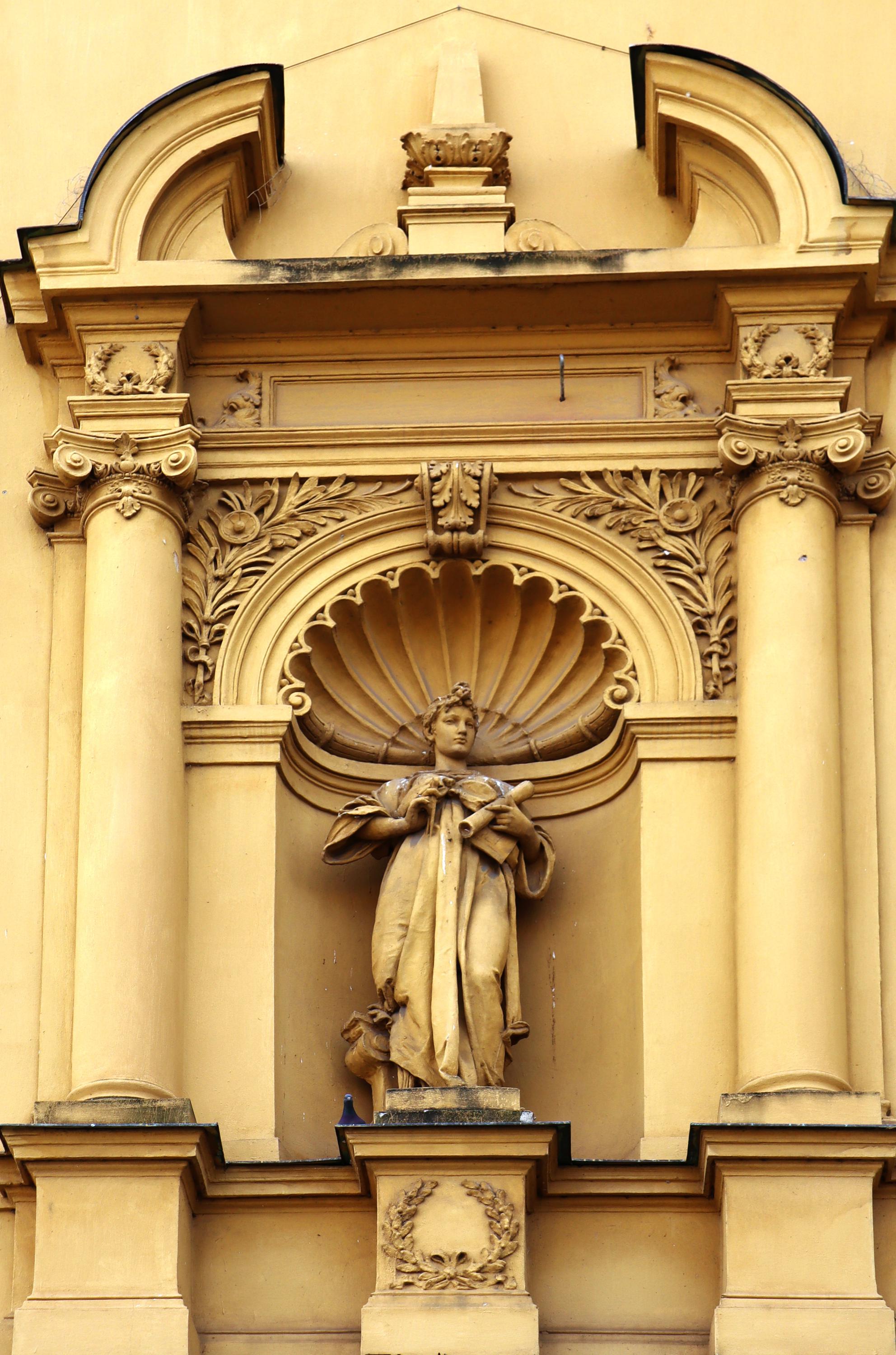 Gymnázium Dvůr Králové nad Labem foto 6