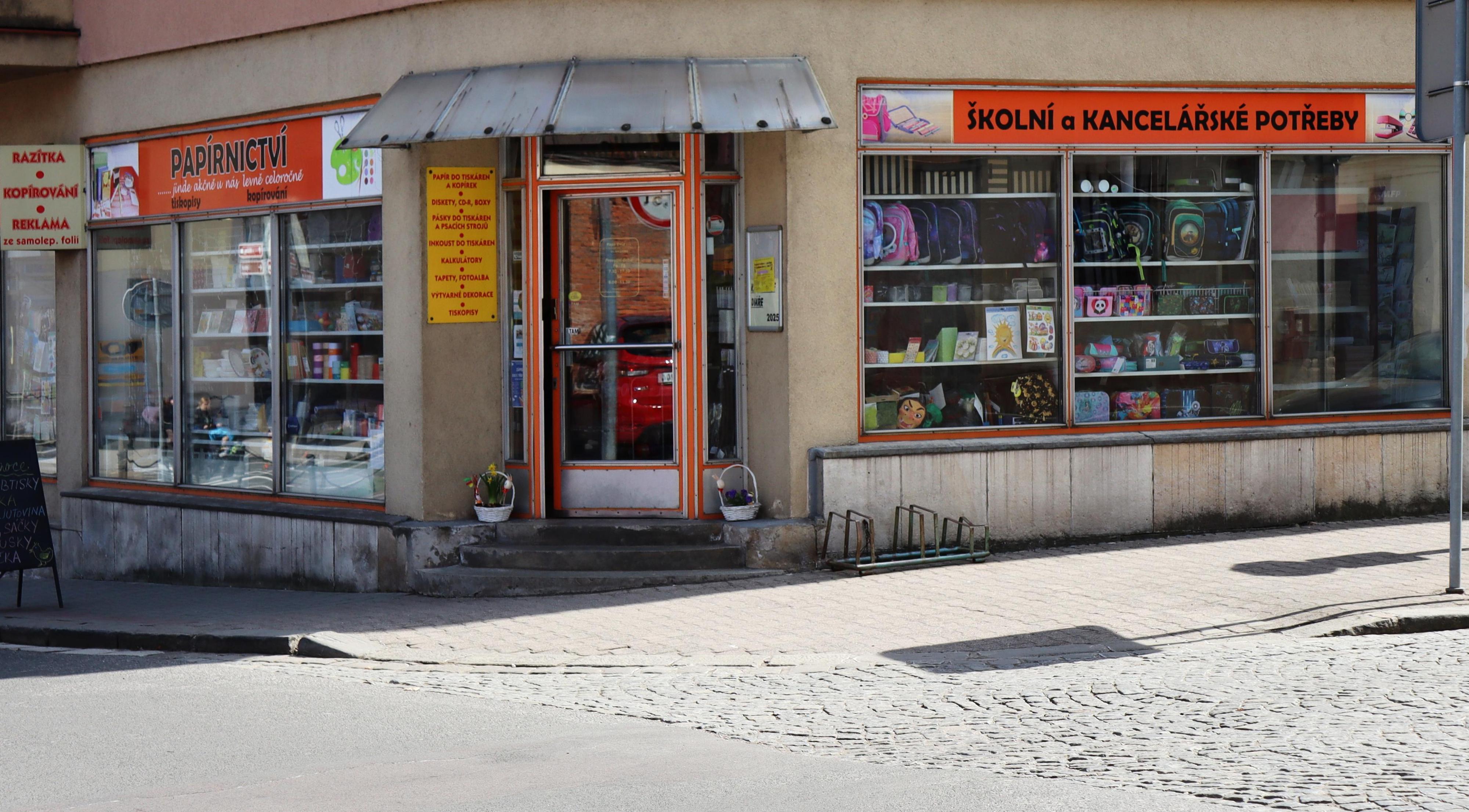 Papírnictví u pošty foto 6