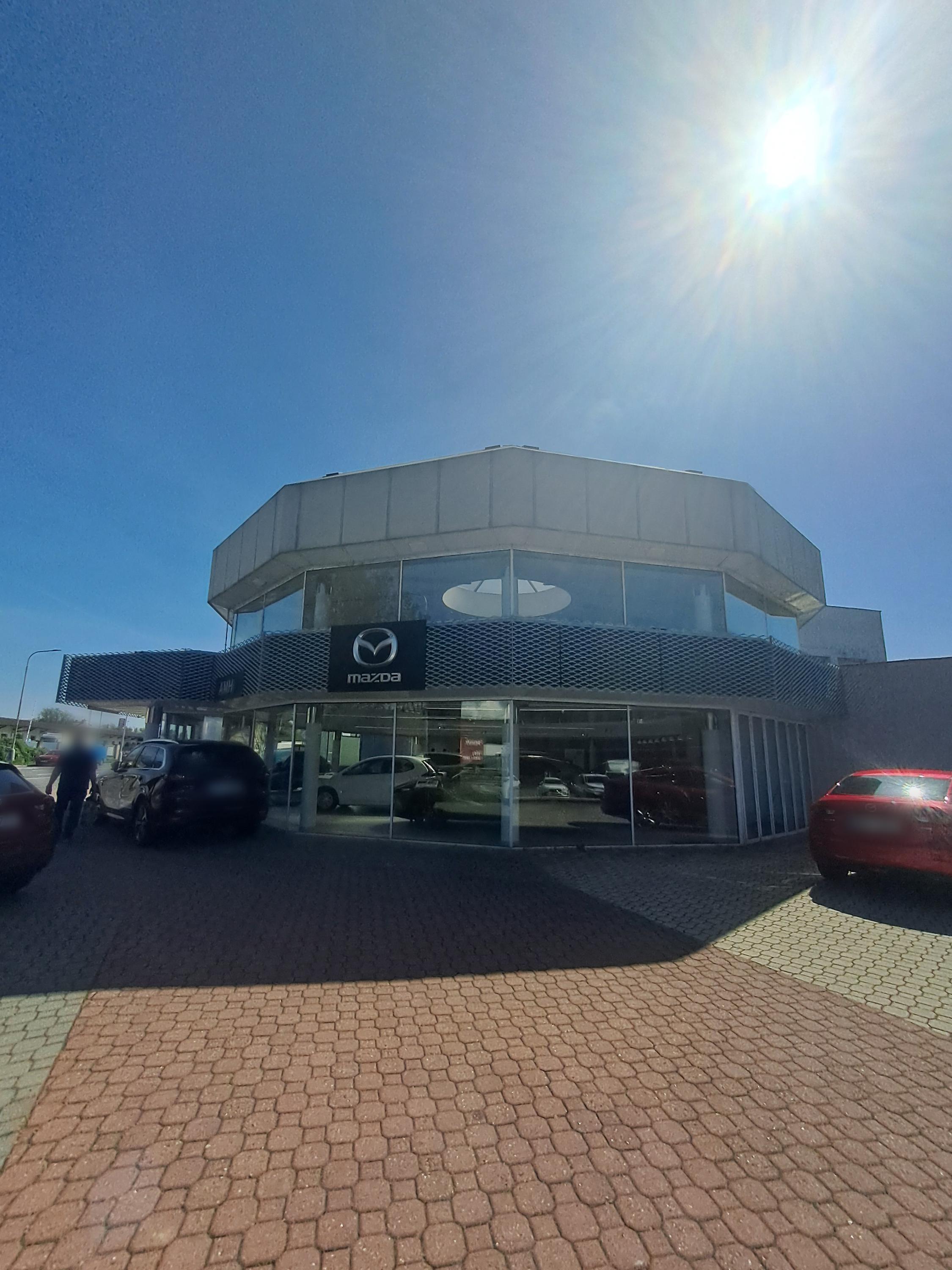 AMH - Mazda foto 6
