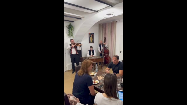 DEGUSTÁRNA foto 2 (náhled videa)