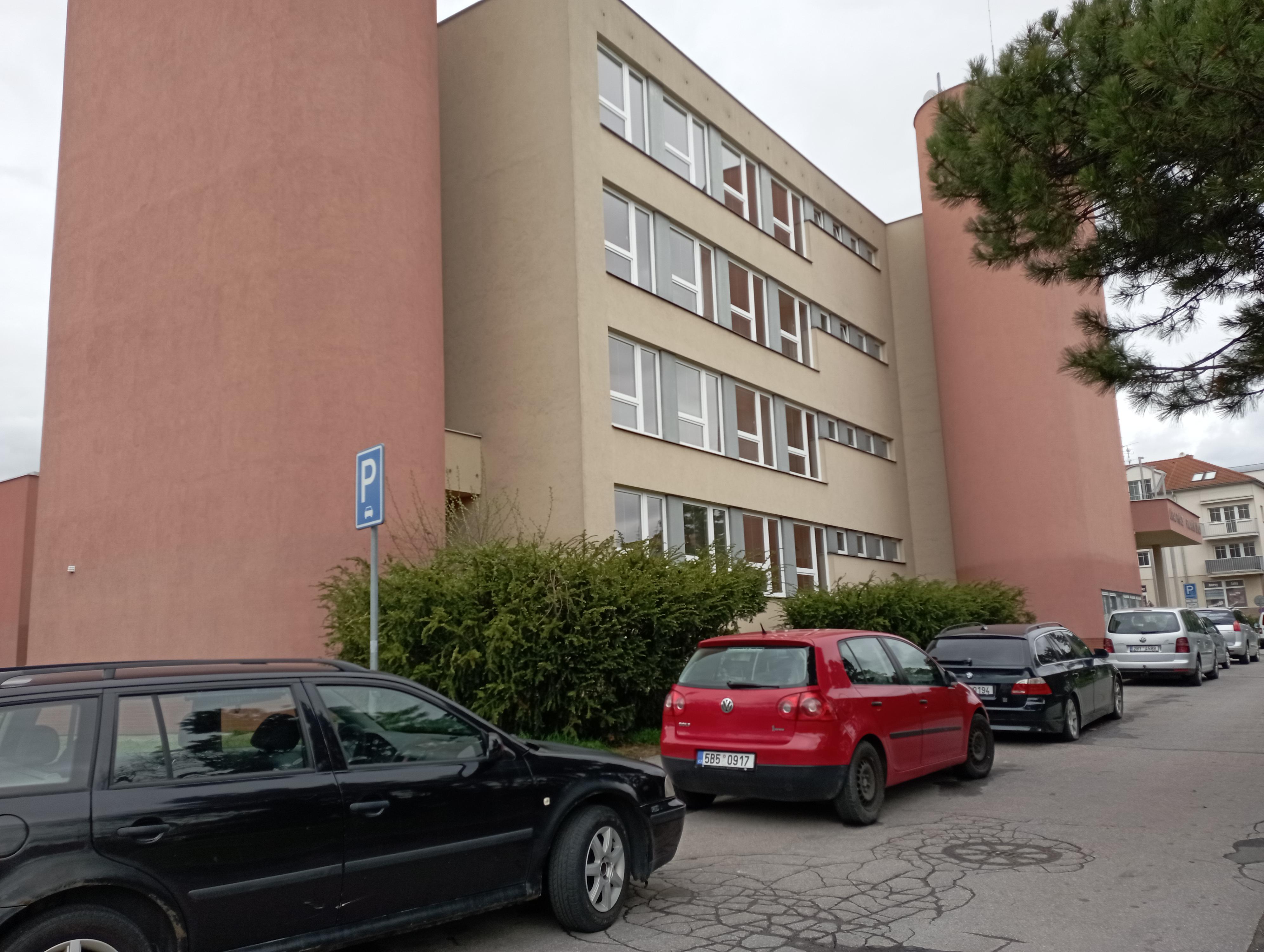 Finanční úřad pro Jihomoravský kraj - Územní pracoviště ve Znojmě foto 3