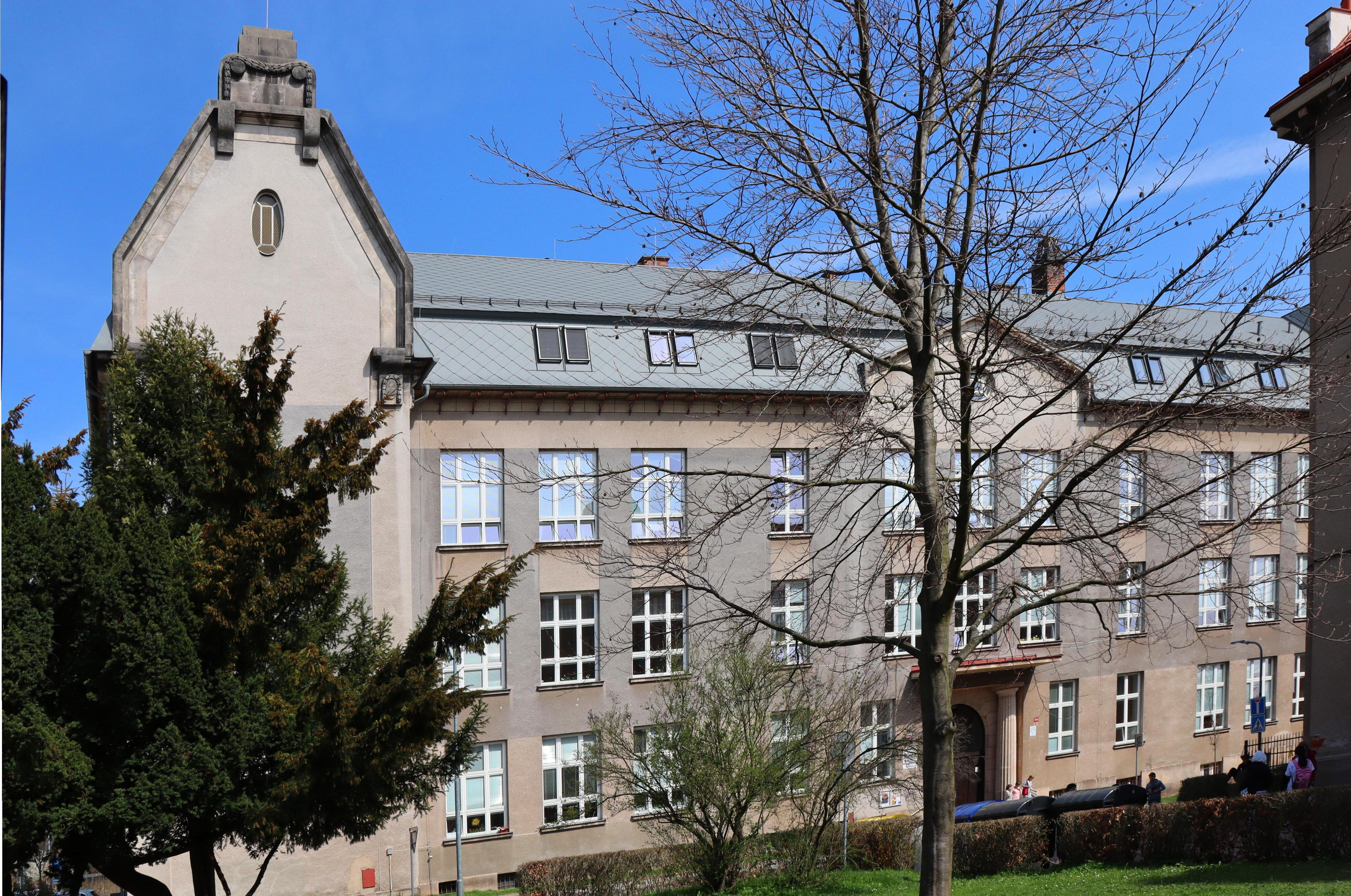 ZŠ Schulzovy sady, Dvůr Králové nad Labem foto 2