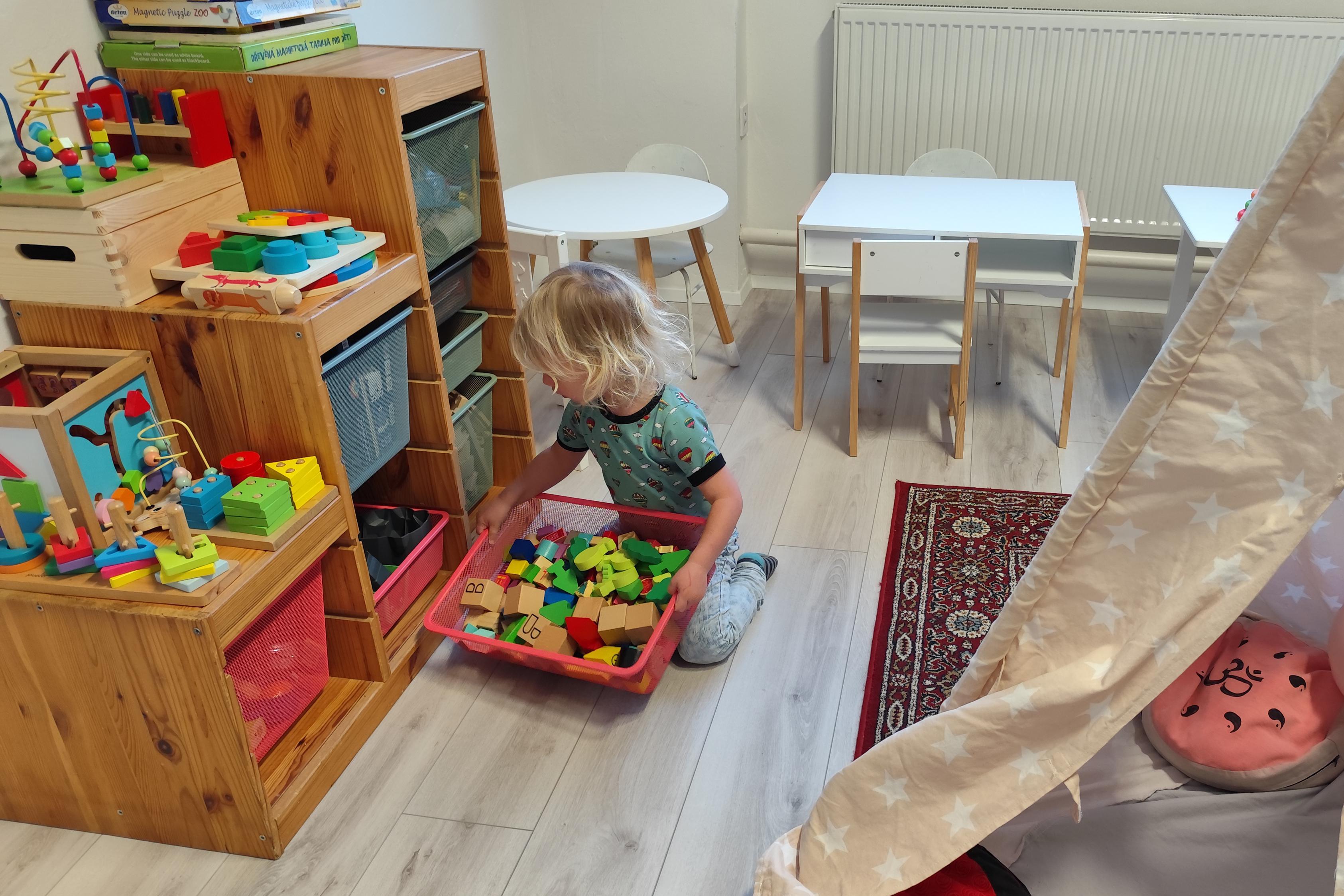 Minicowork a hernička Lemur