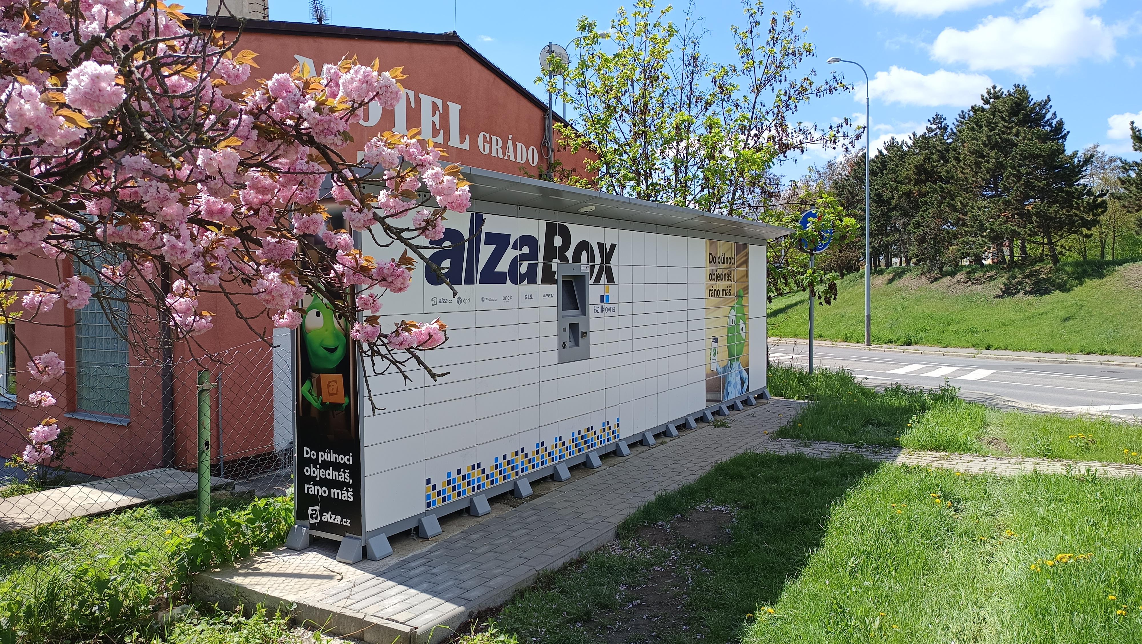 AlzaBox