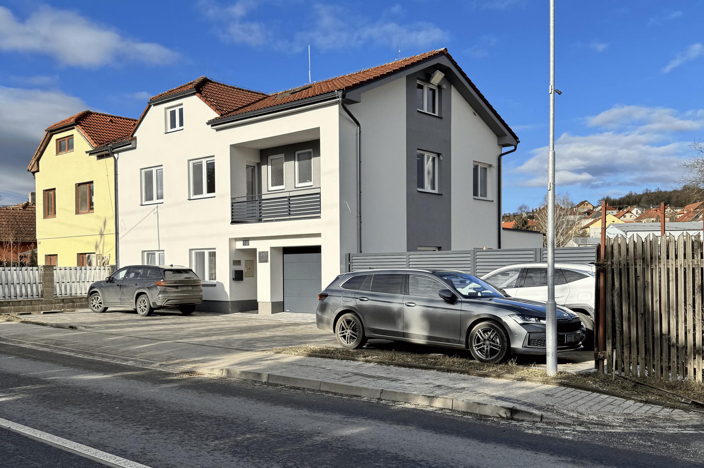 KRONS s.r.o. - stavby a rekonstrukce