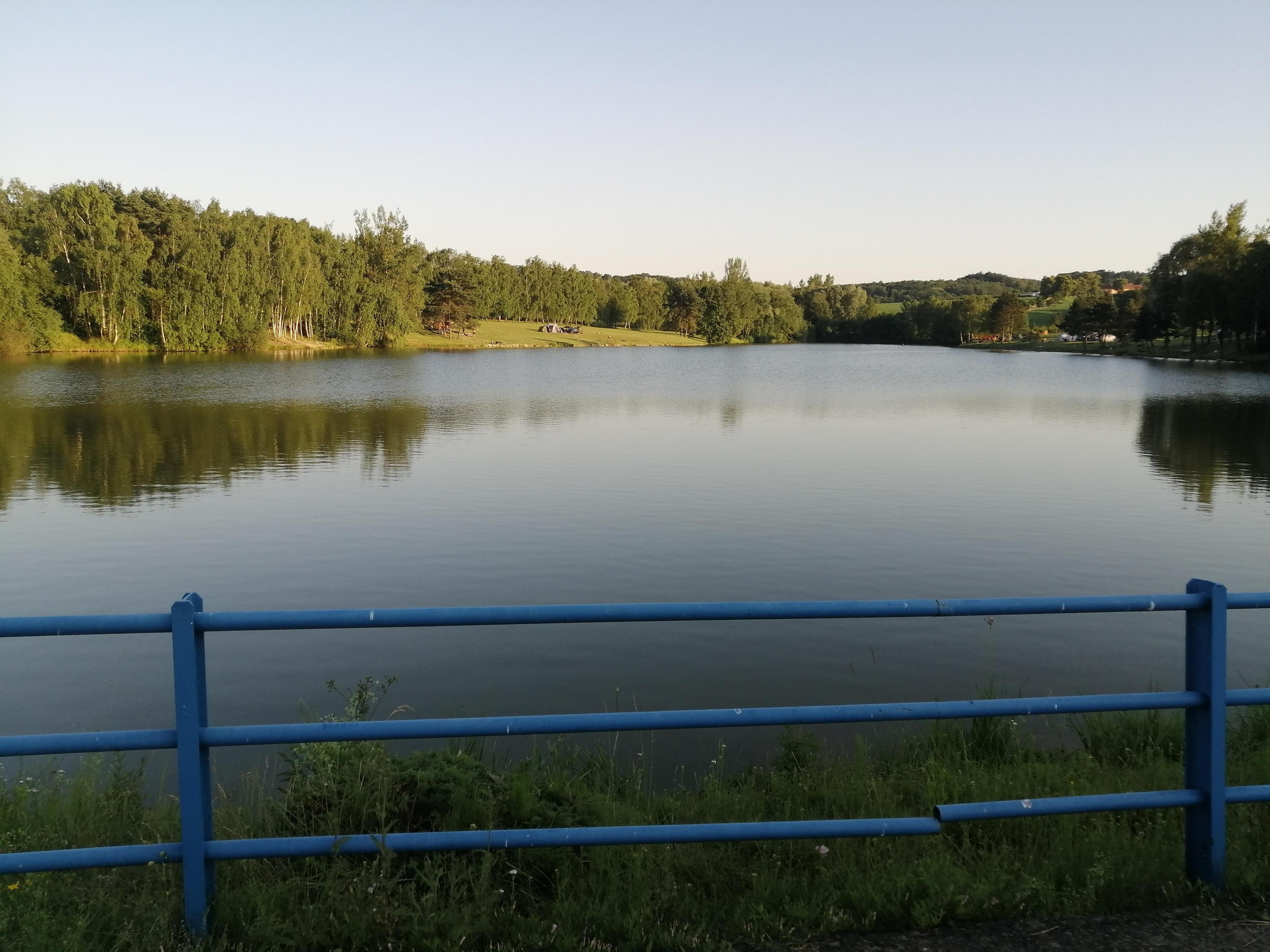 Bufet u nádrže Horní Těšice foto 3