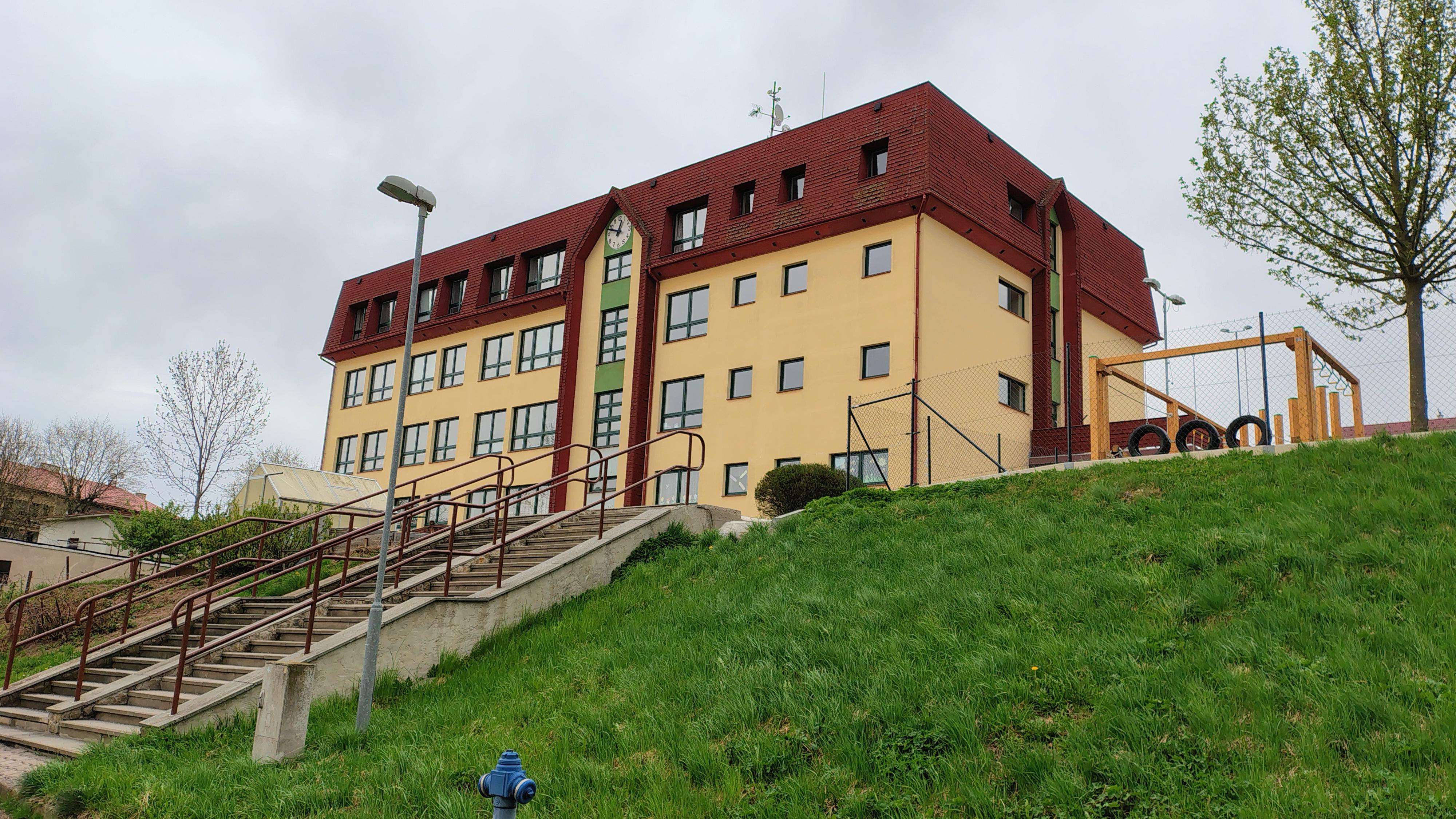 ZŠ a MŠ Mostek foto 2