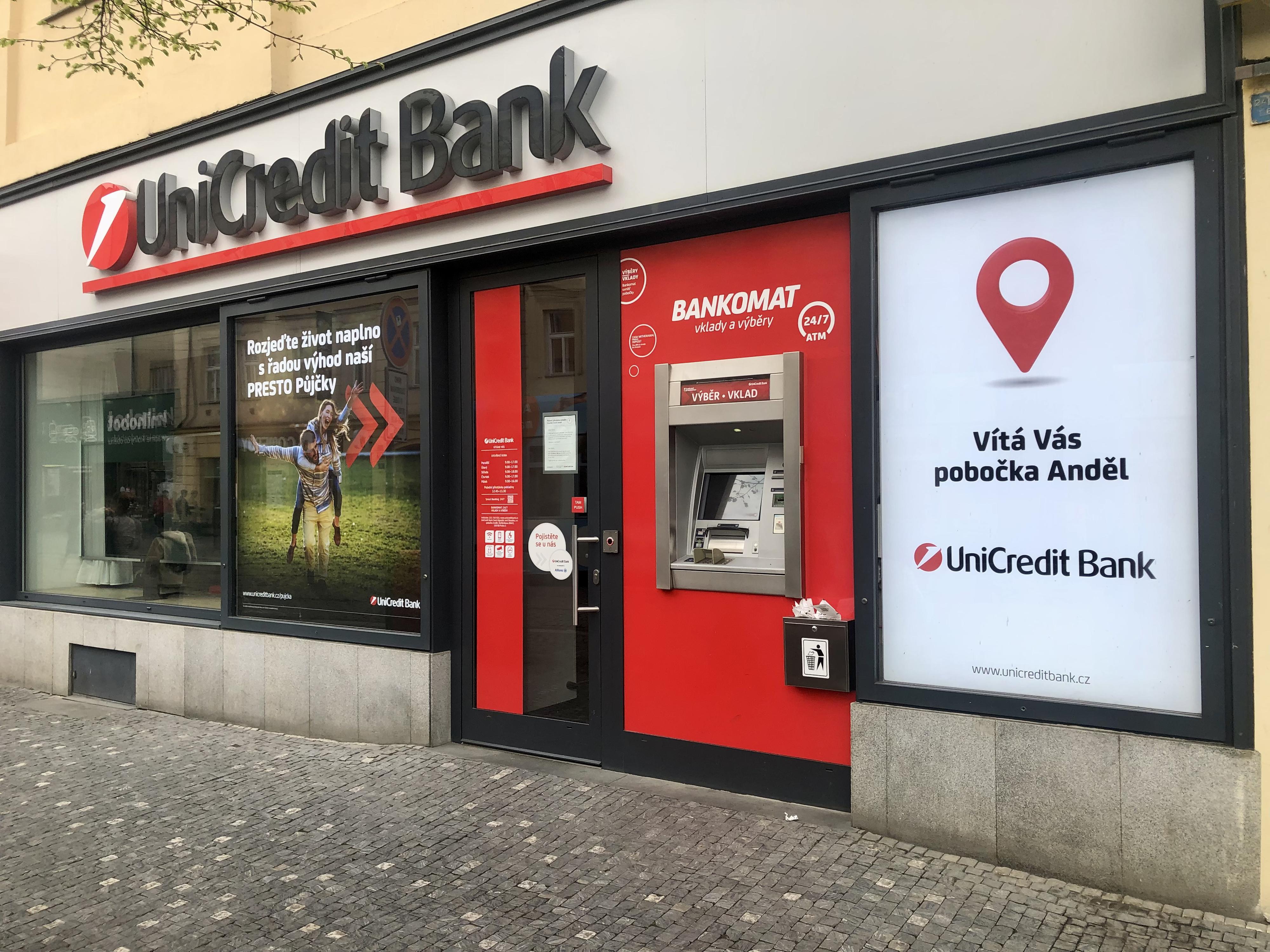 Bankomat UniCredit Bank Czech Republic foto 4