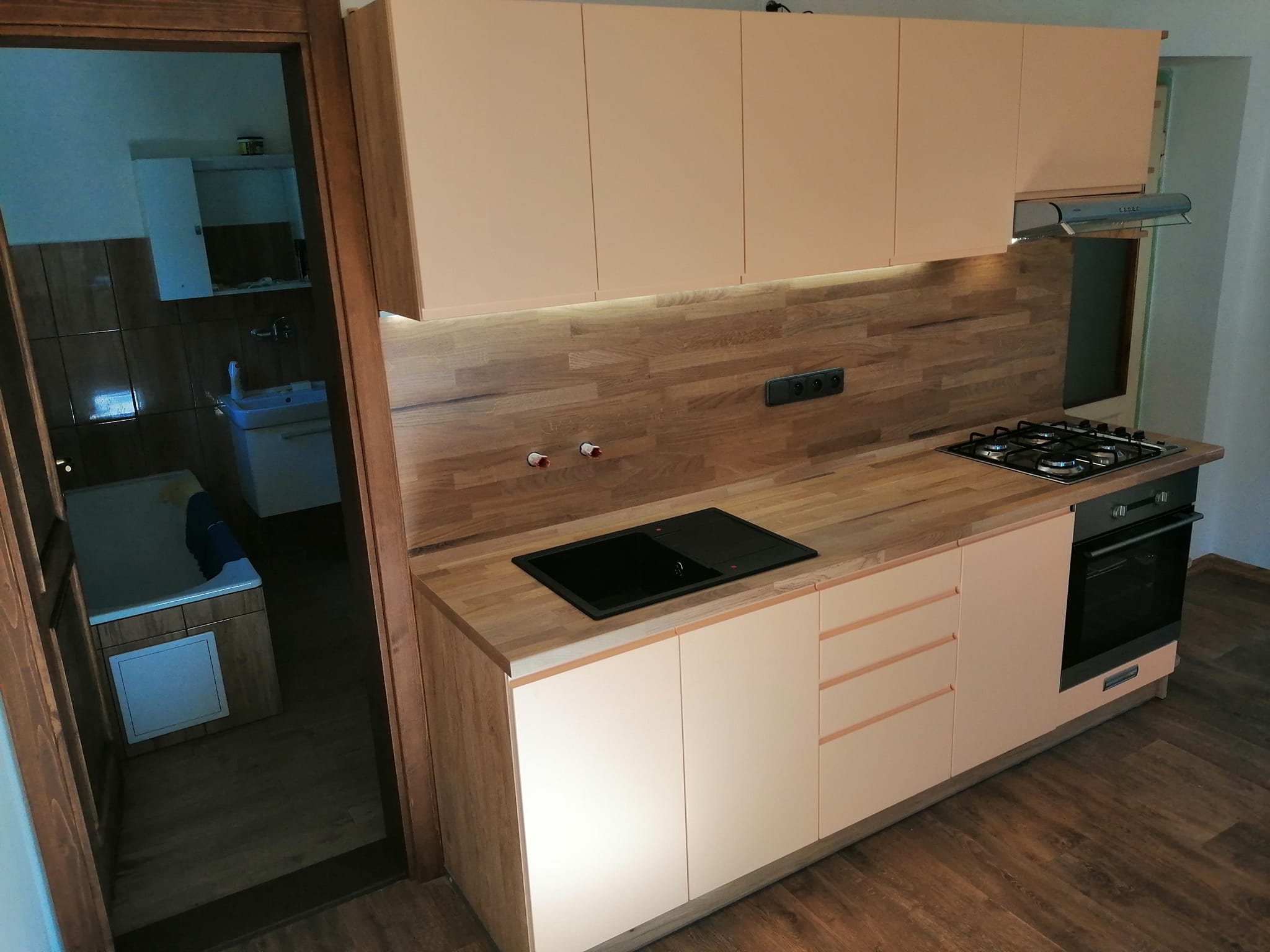 Zakázkový nábytek Janů foto 4