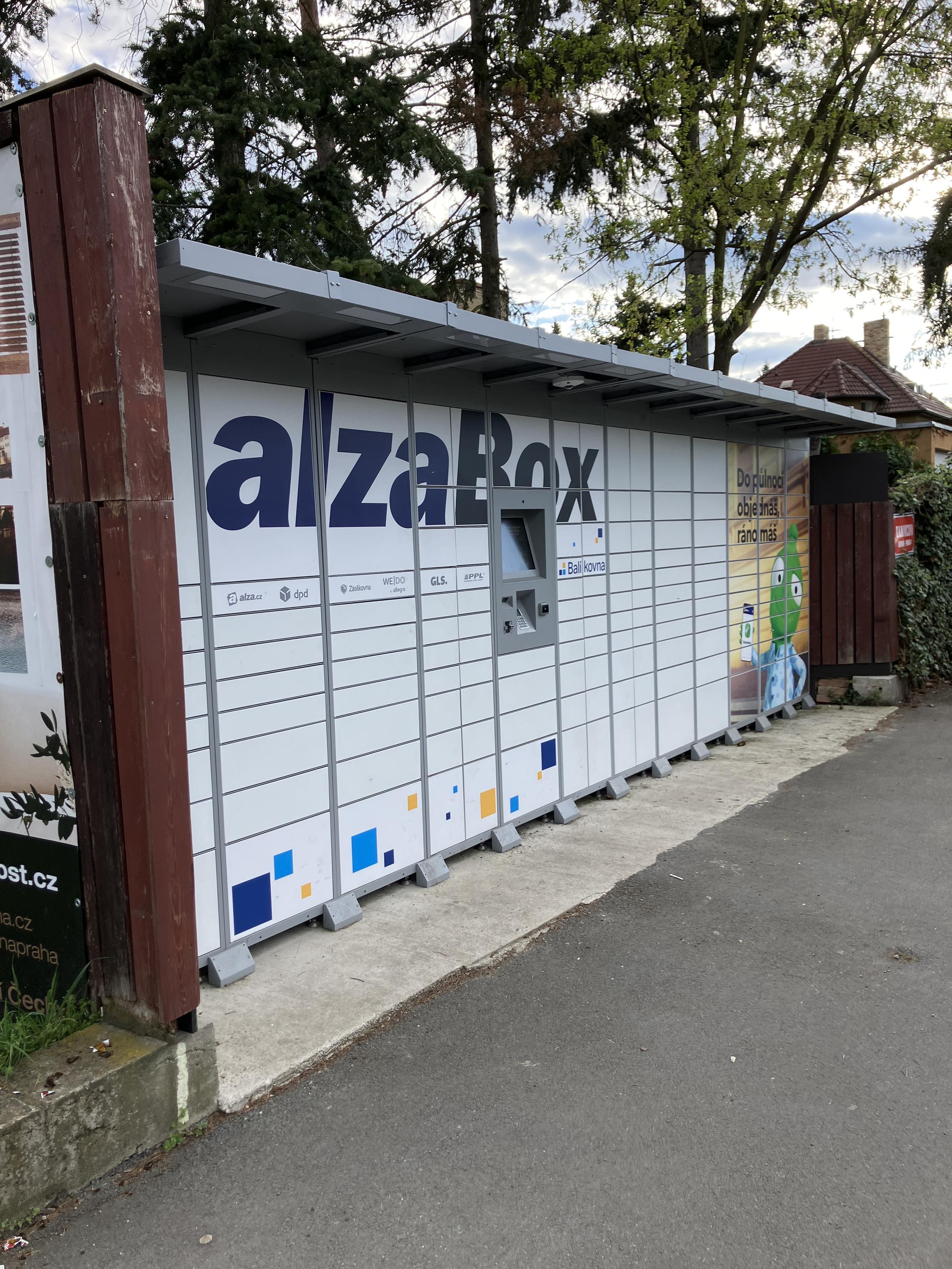 AlzaBox foto 2