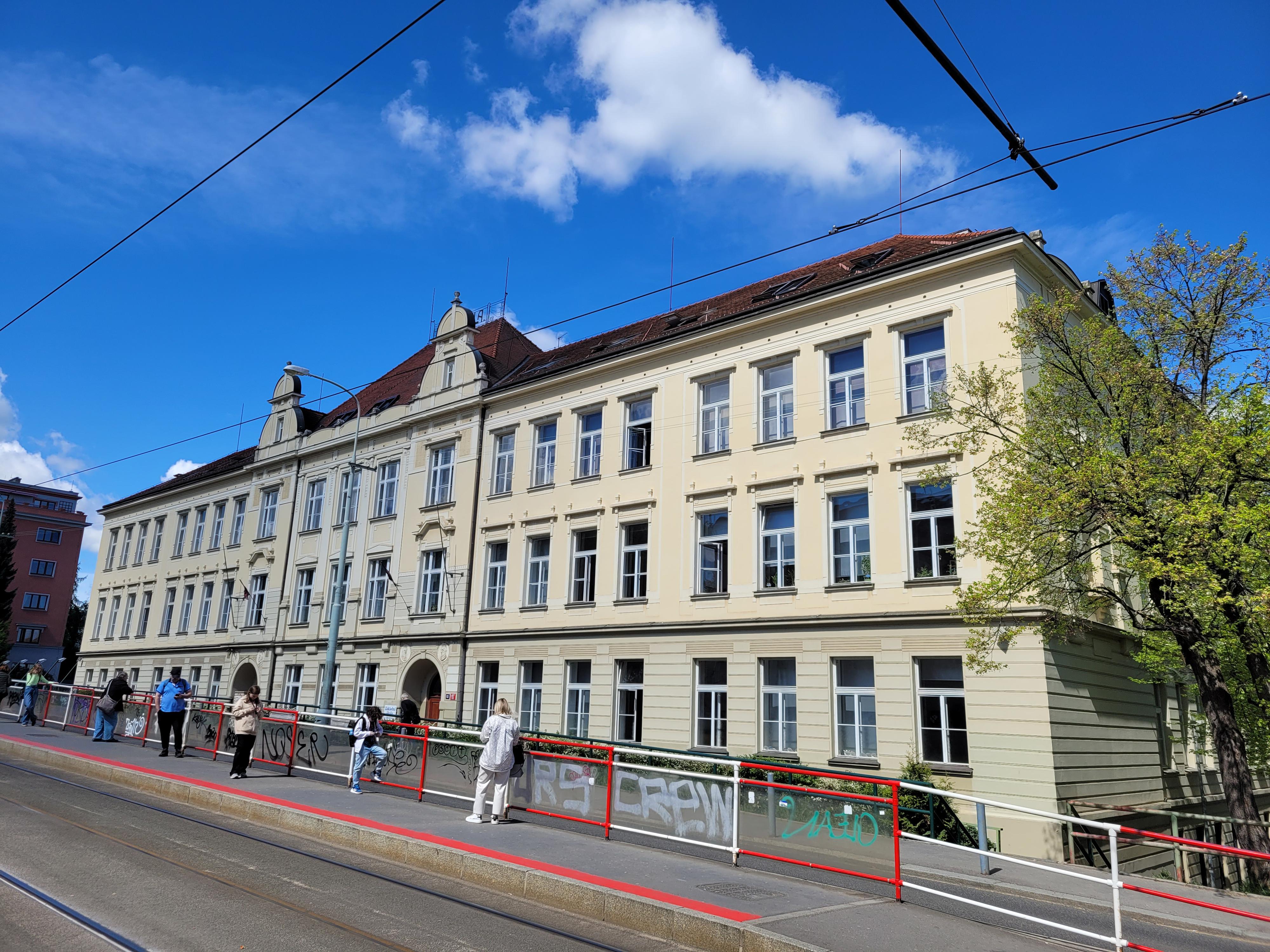 ZŠ Marjánka, Praha 6 foto 6