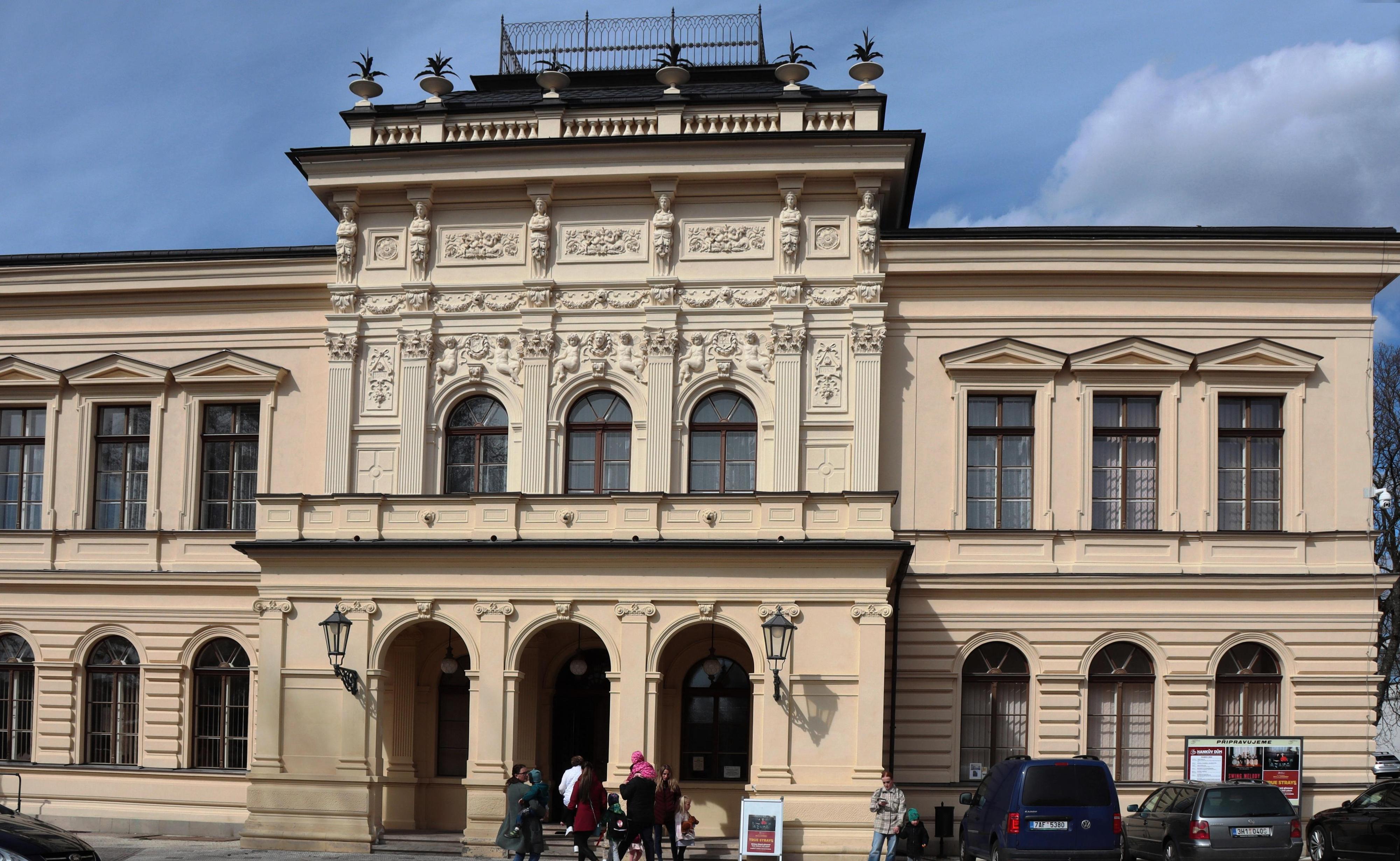 Hankův dům, městské kulturní zařízení foto 3