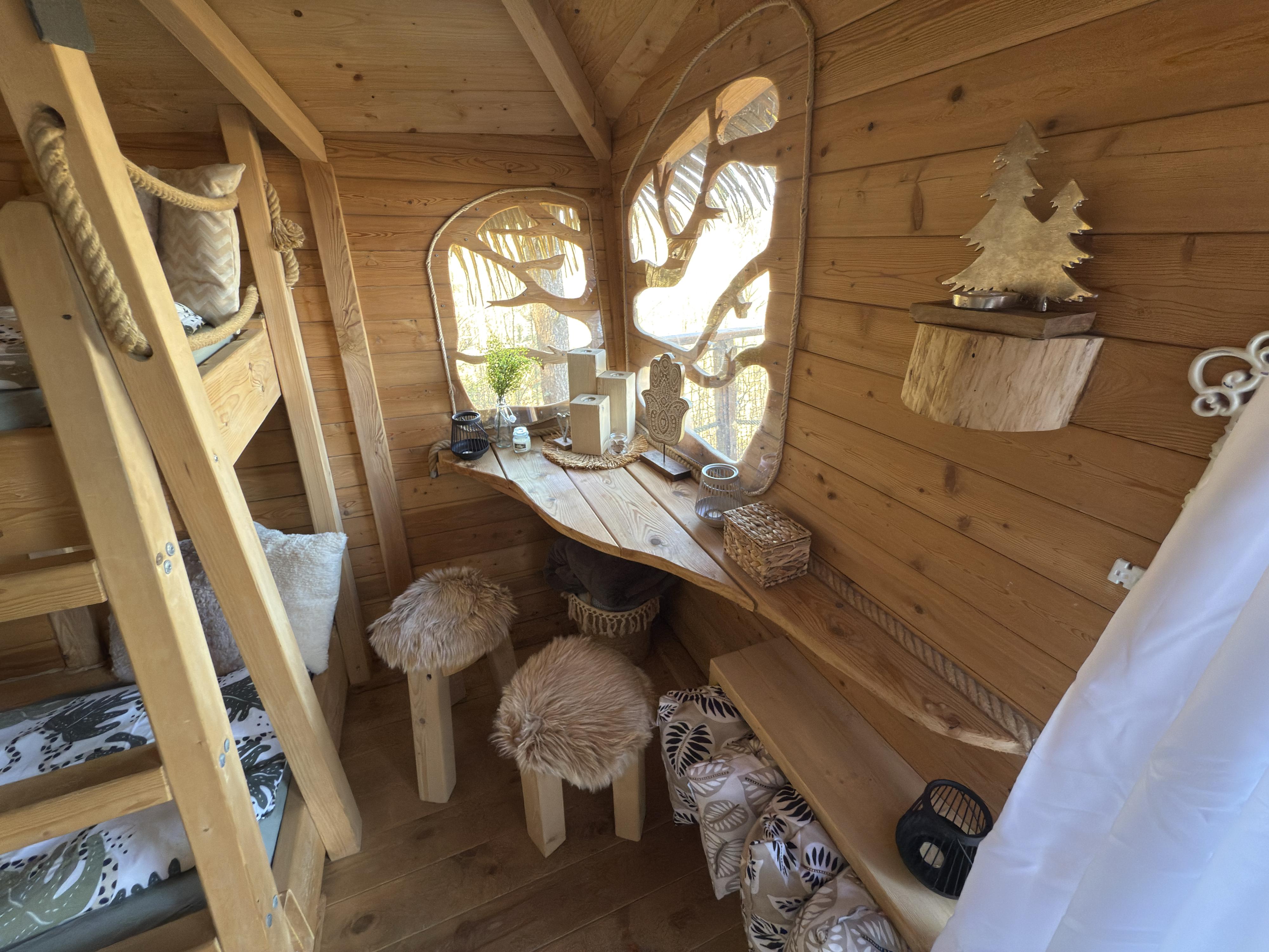 Treehouse U rybníka foto 2