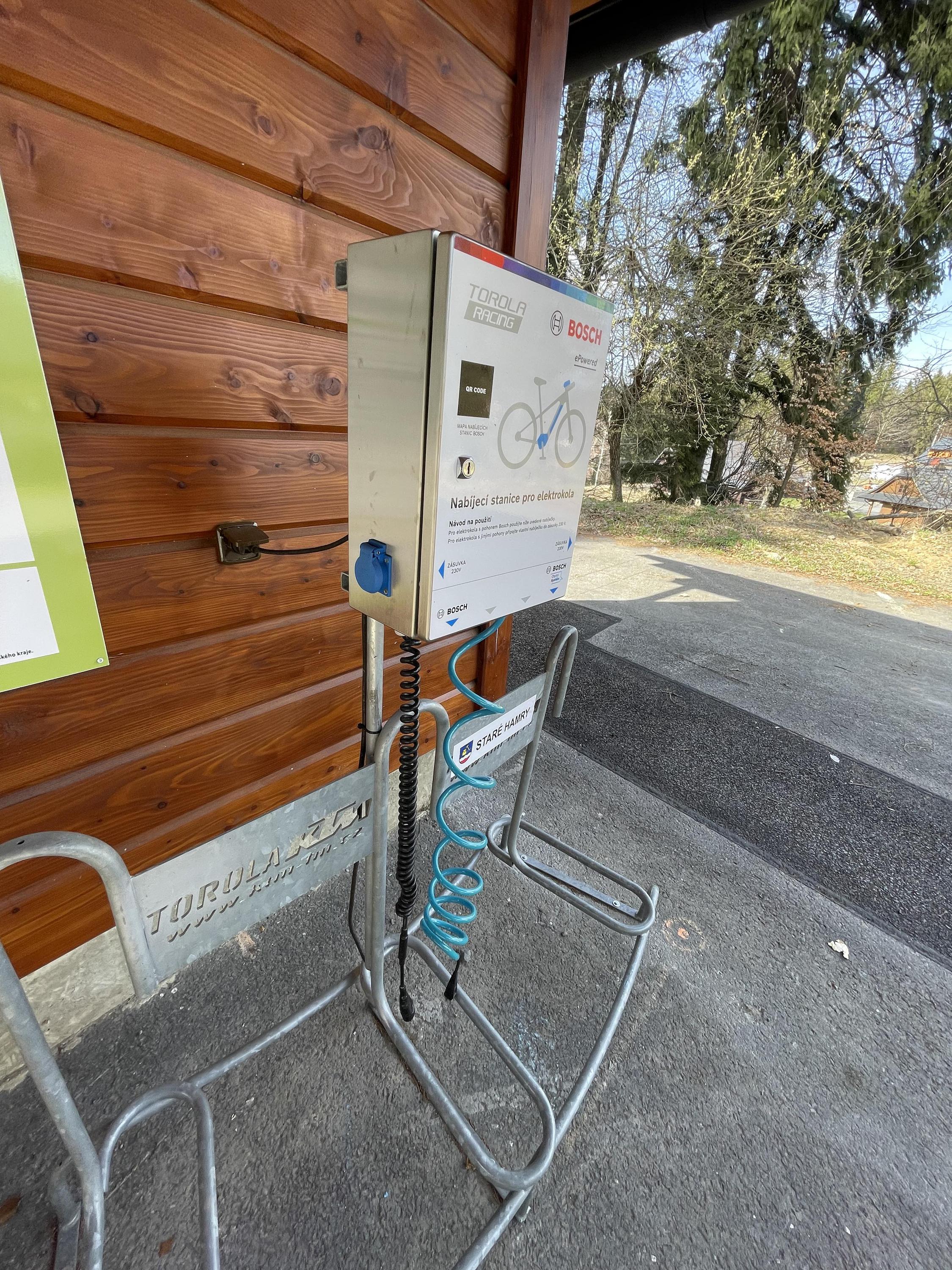 Nabíjecí zásuvka pro elektrokola Staré Hamry foto 4