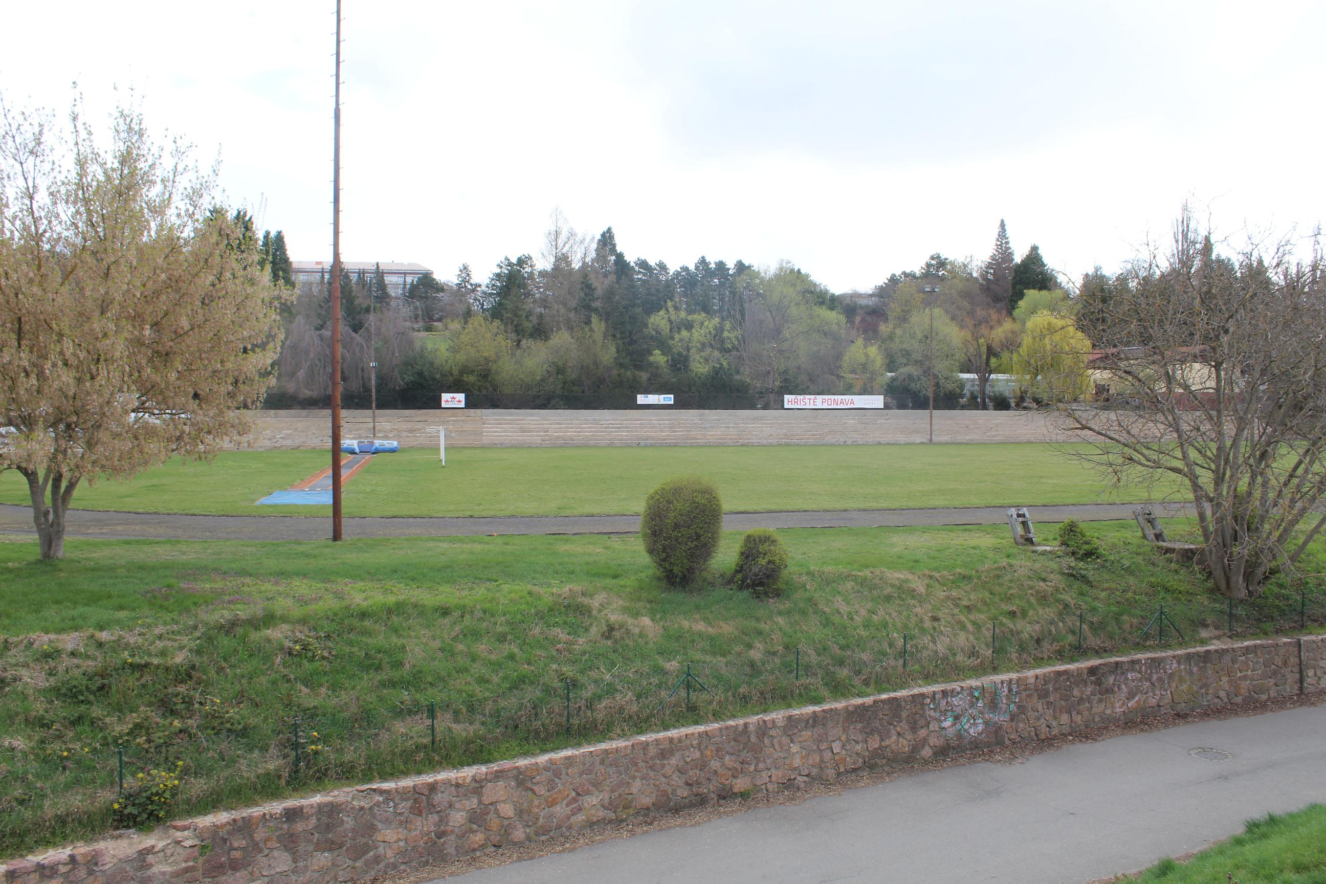 Hřiště Ponava - atletický stadion foto 5