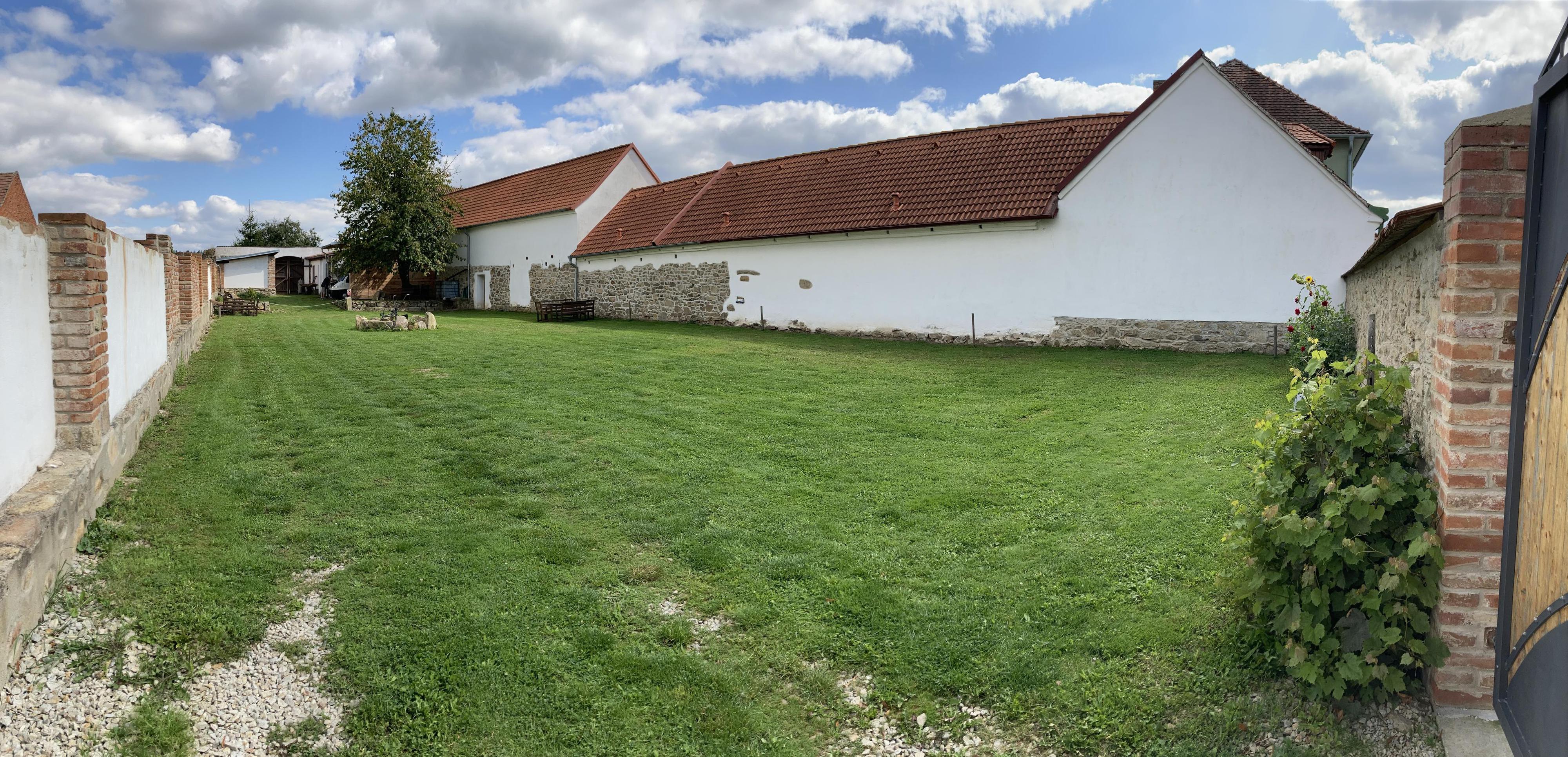 Stellplatz Selský dvůr foto 2