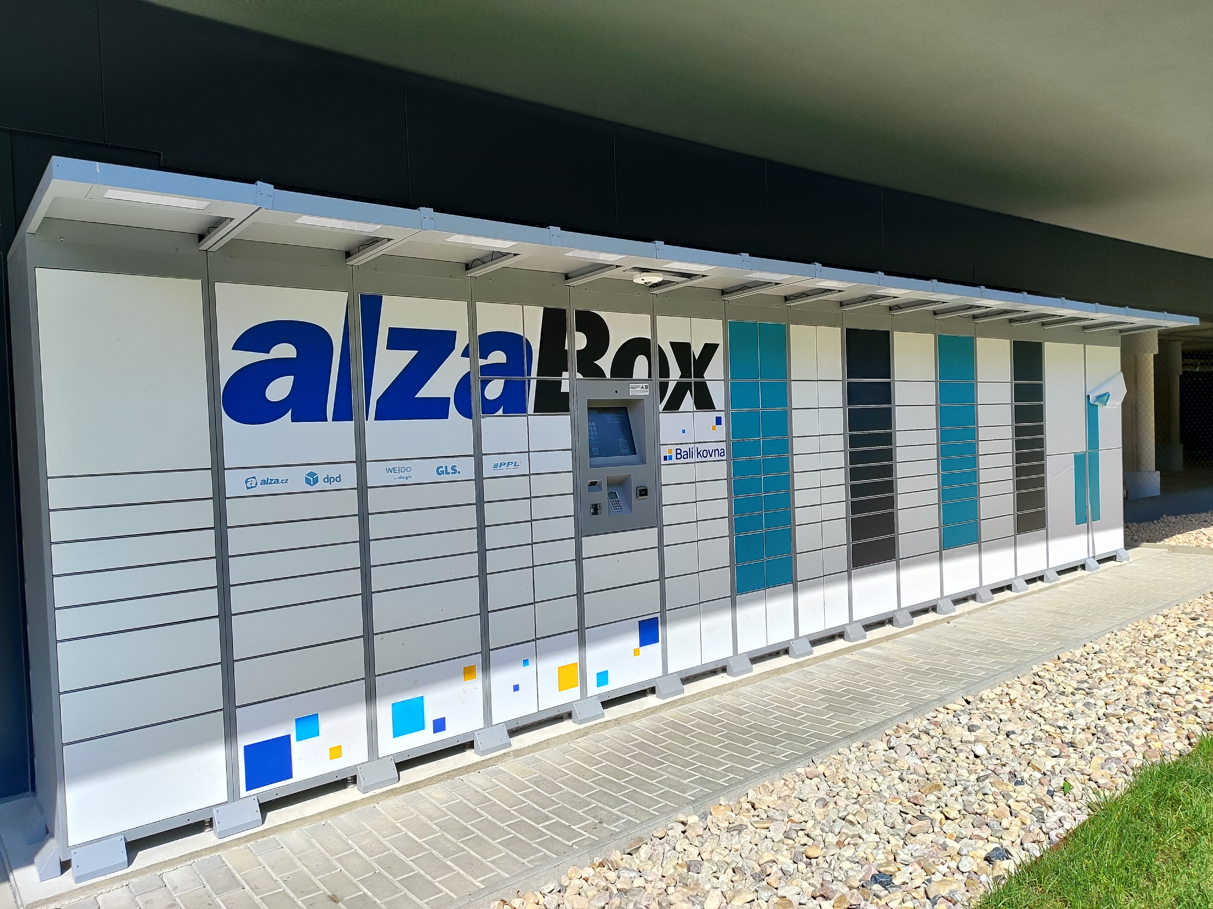 AlzaBox