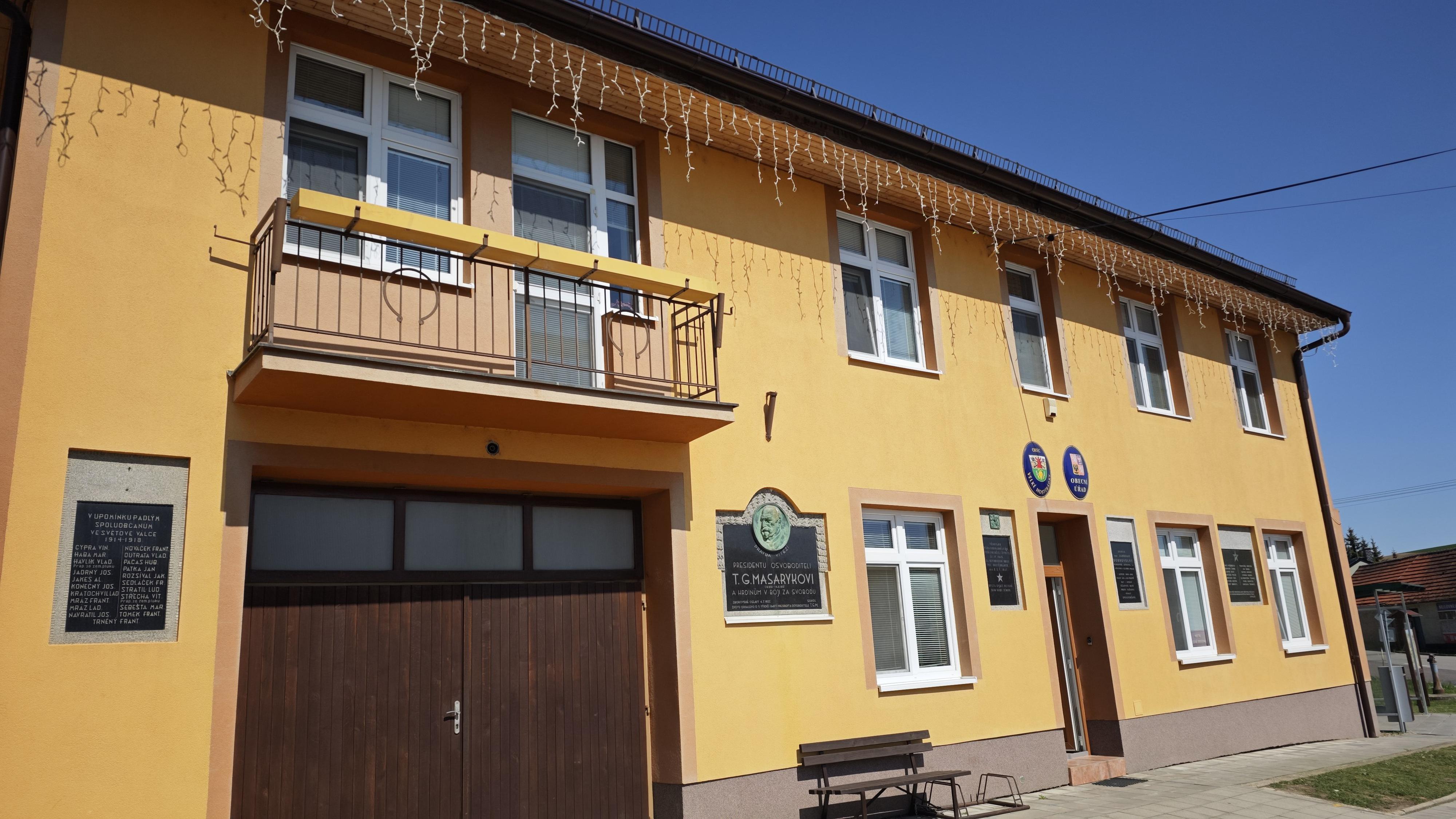 Velké Hostěrádky - obecní úřad foto 6
