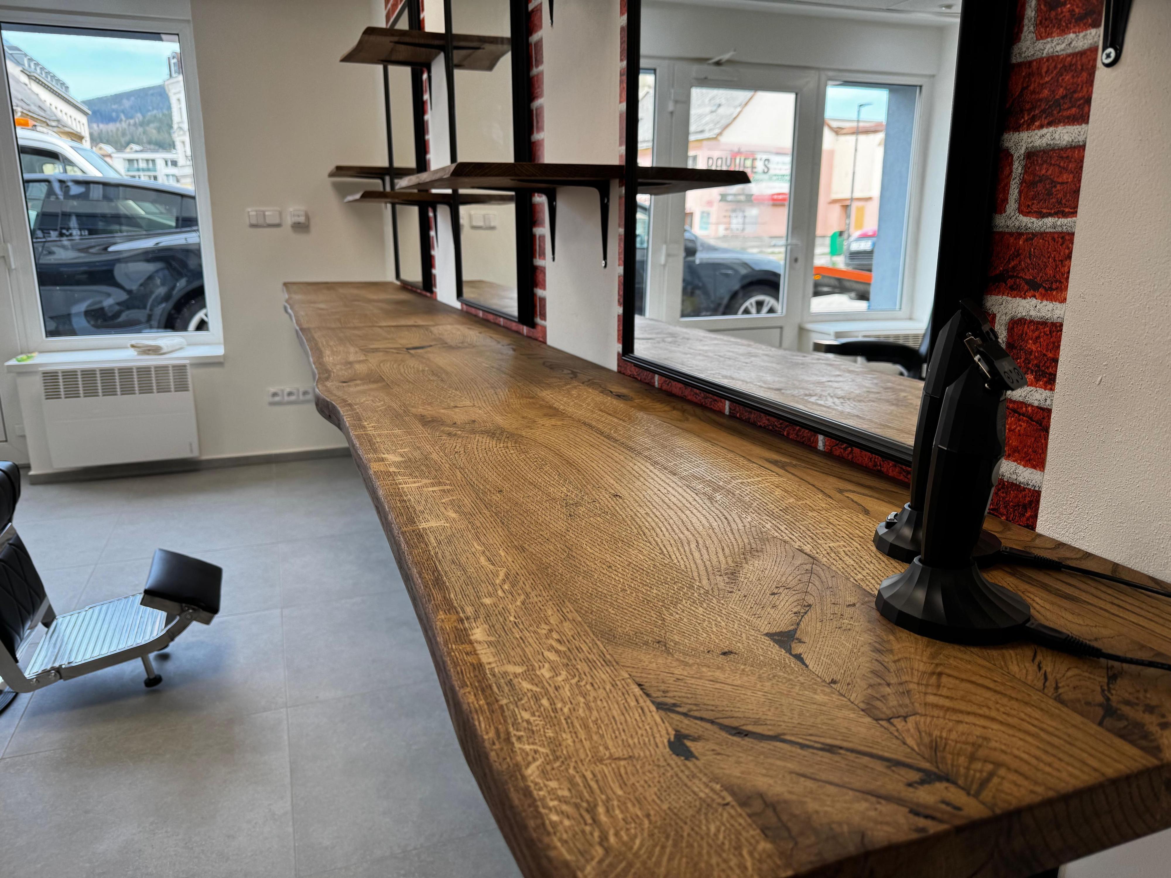 Rayvee's Barbershop foto 5