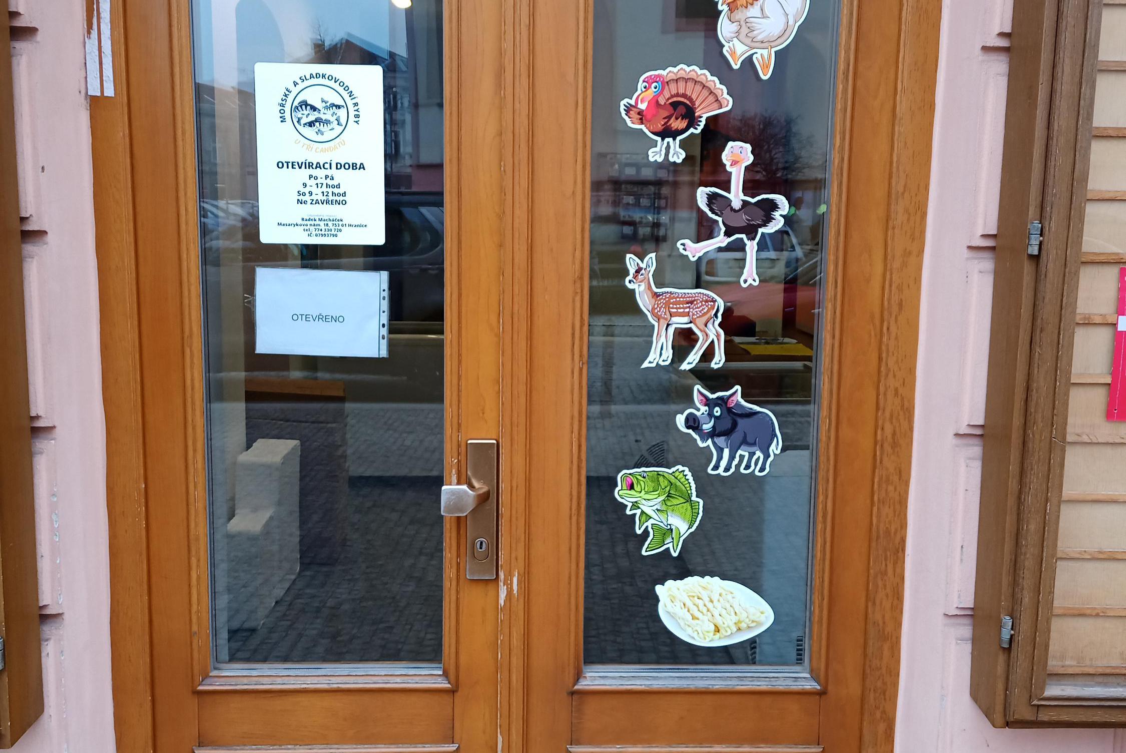 Prodejna U Tří candátů