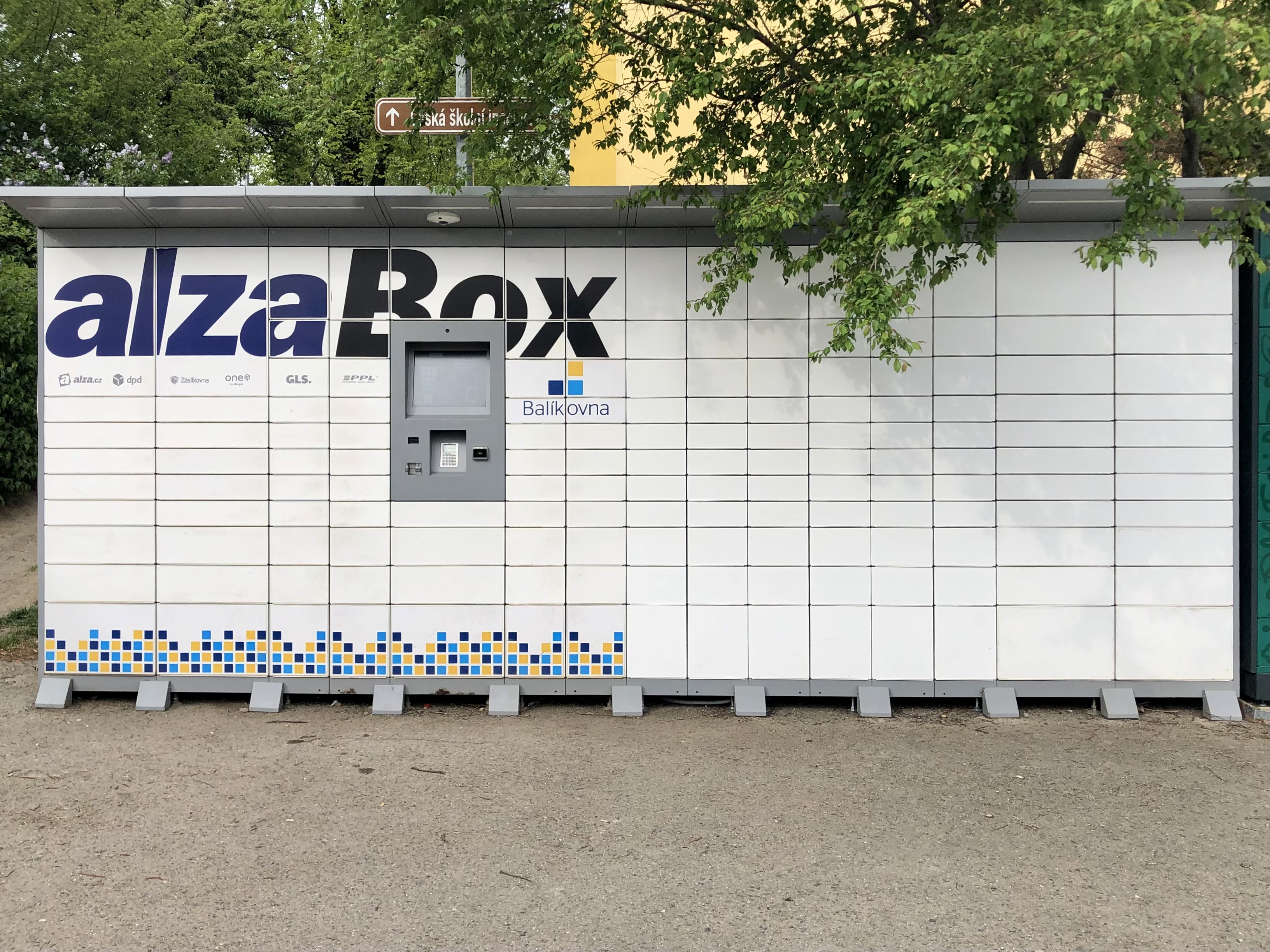 AlzaBox foto 4