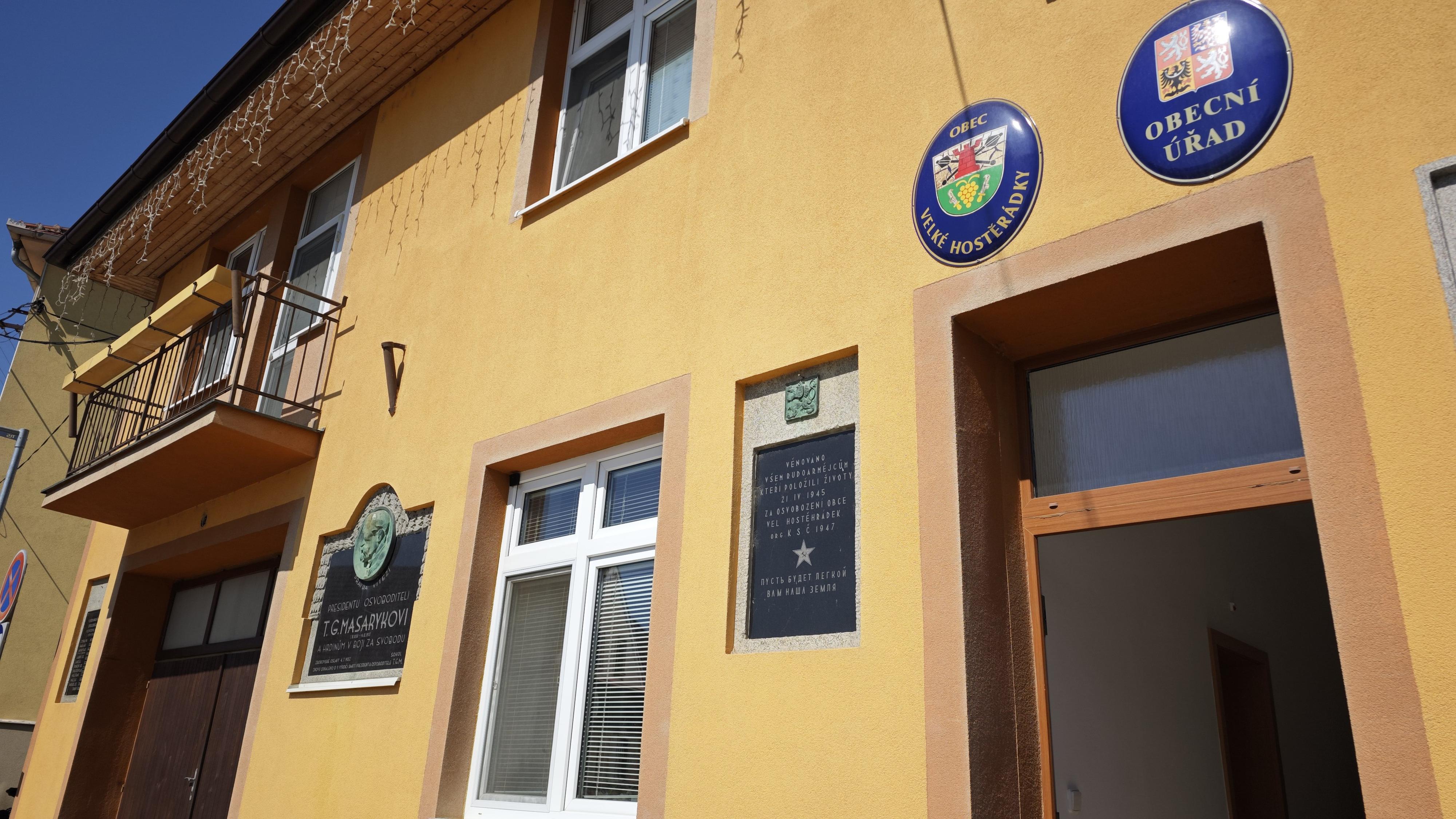 Velké Hostěrádky - obecní úřad foto 3