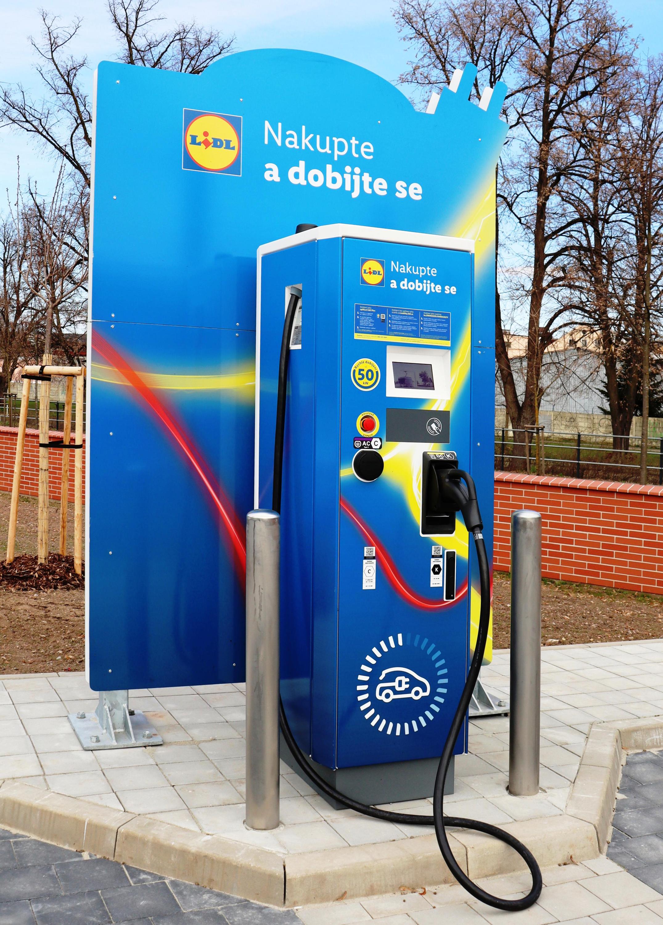 Nabíjecí stanice Lidl foto 2