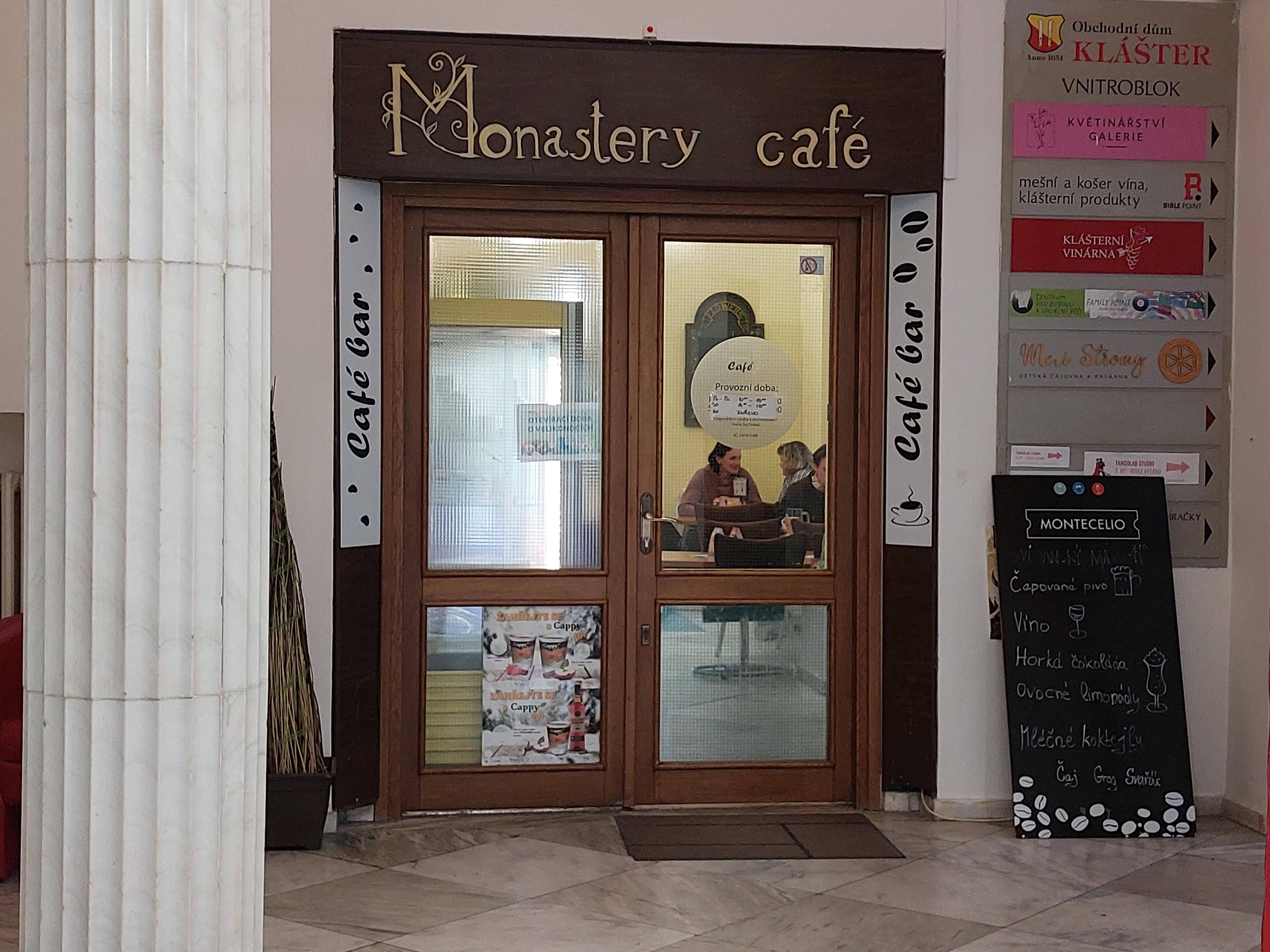 Monastery Café foto 5