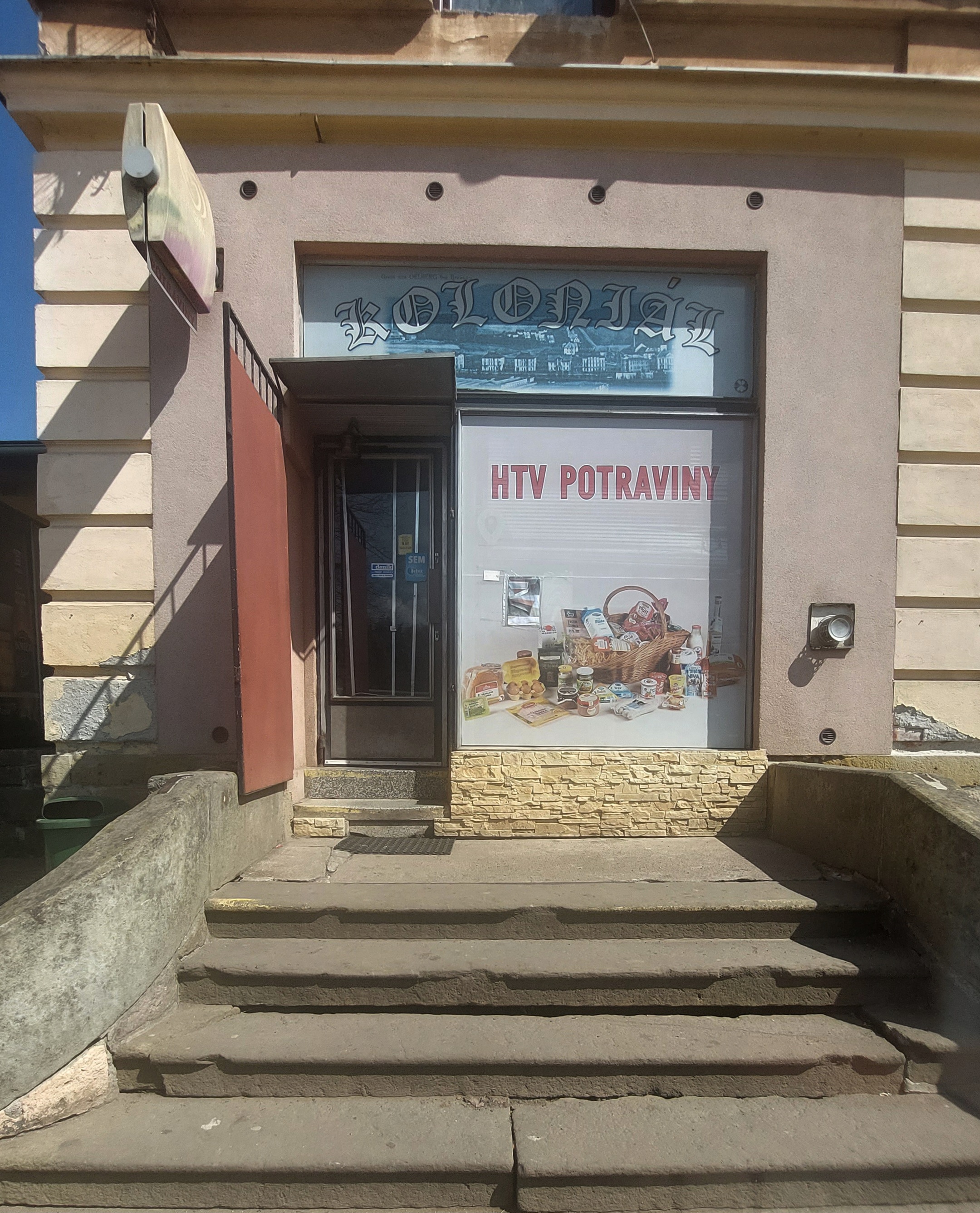 Koloniál Alšova foto 2