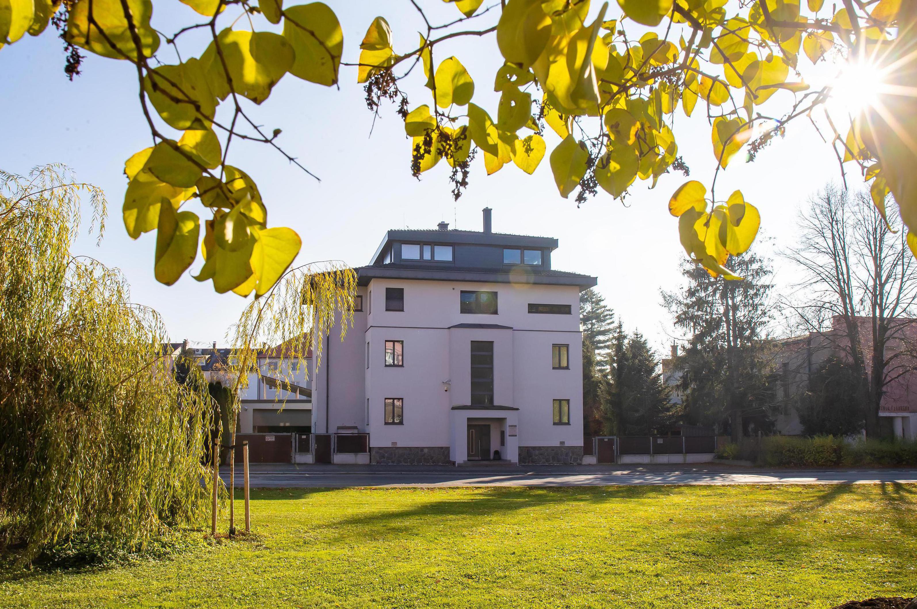 KH DermaClinic | MUDr. Kateřina Hladíková