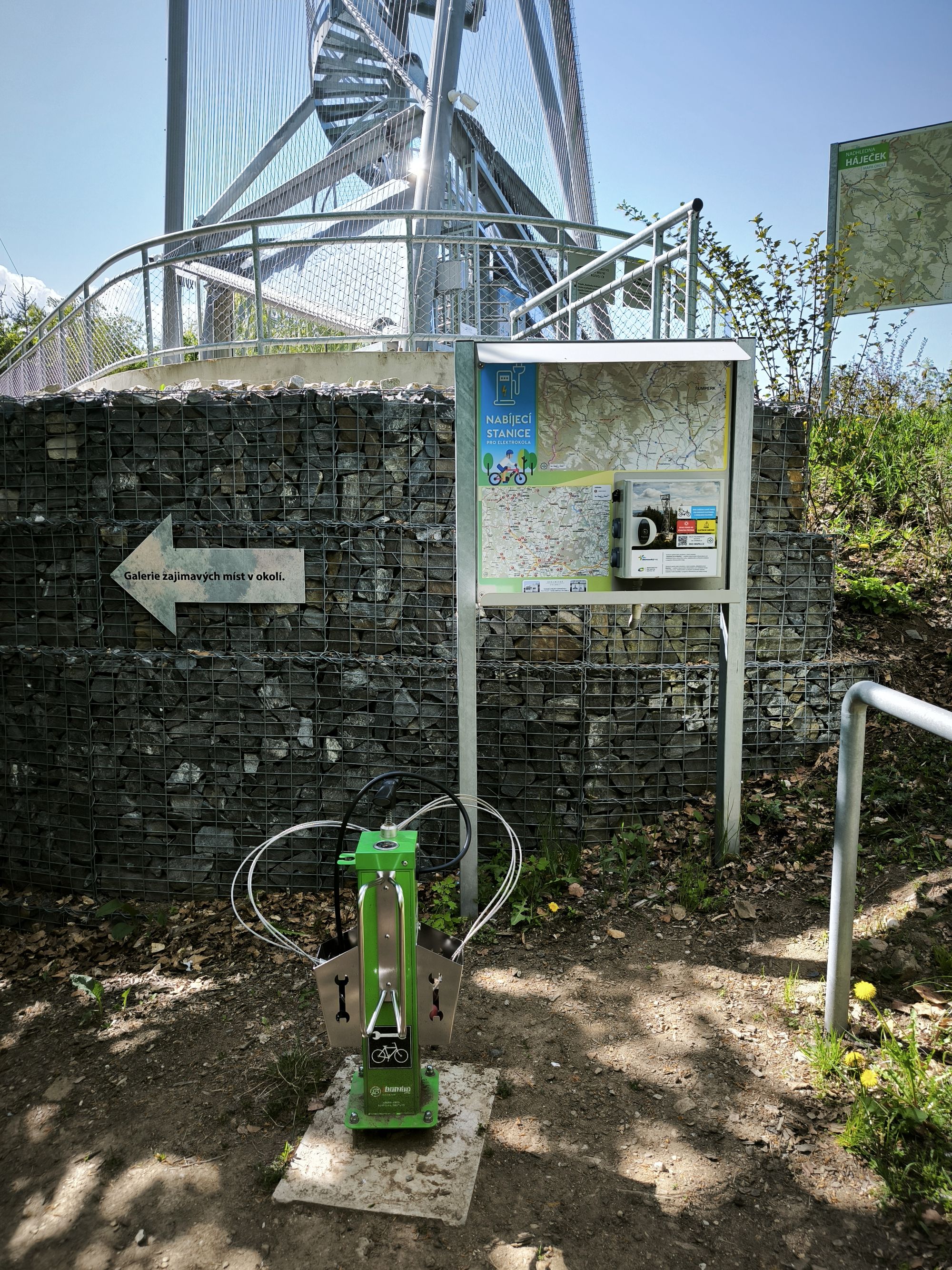 Cyklo nabíjecí box Háječek foto 1