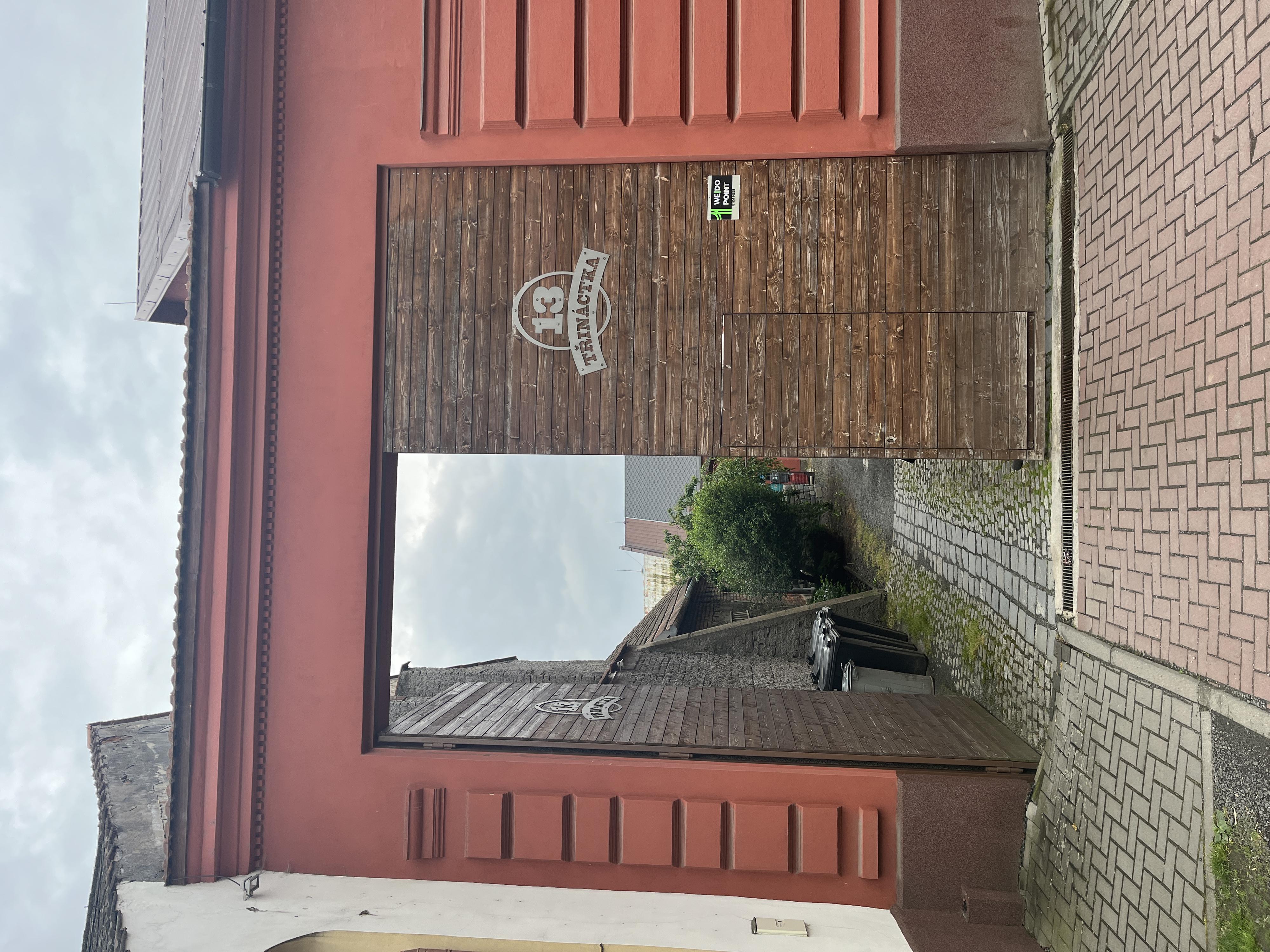 Prodejna "na 13" foto 5