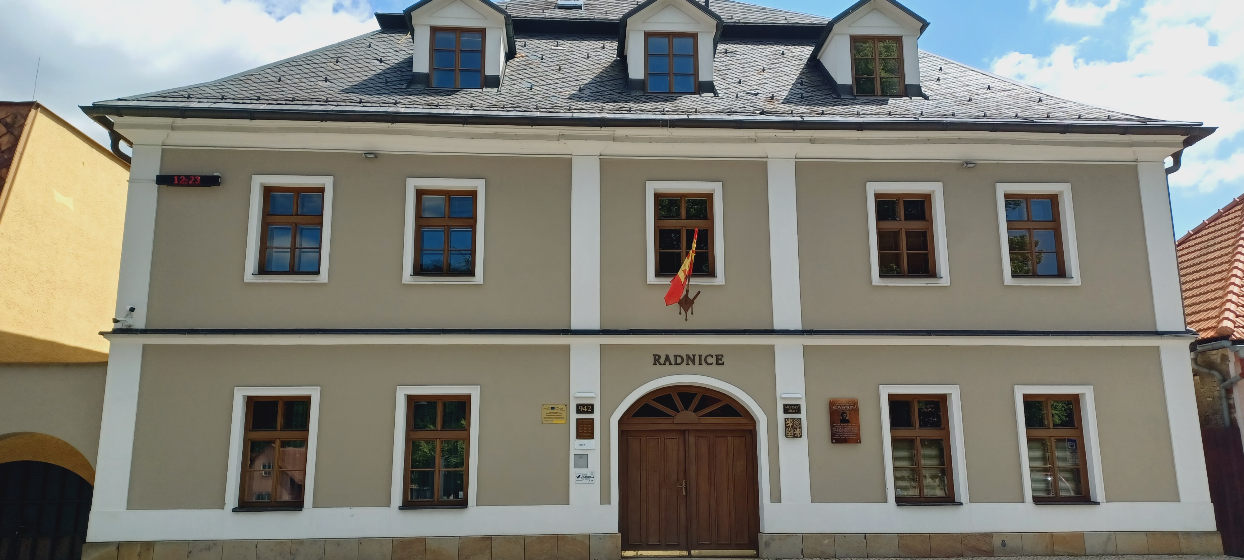 Brumov - Bylnice - městský úřad foto 6
