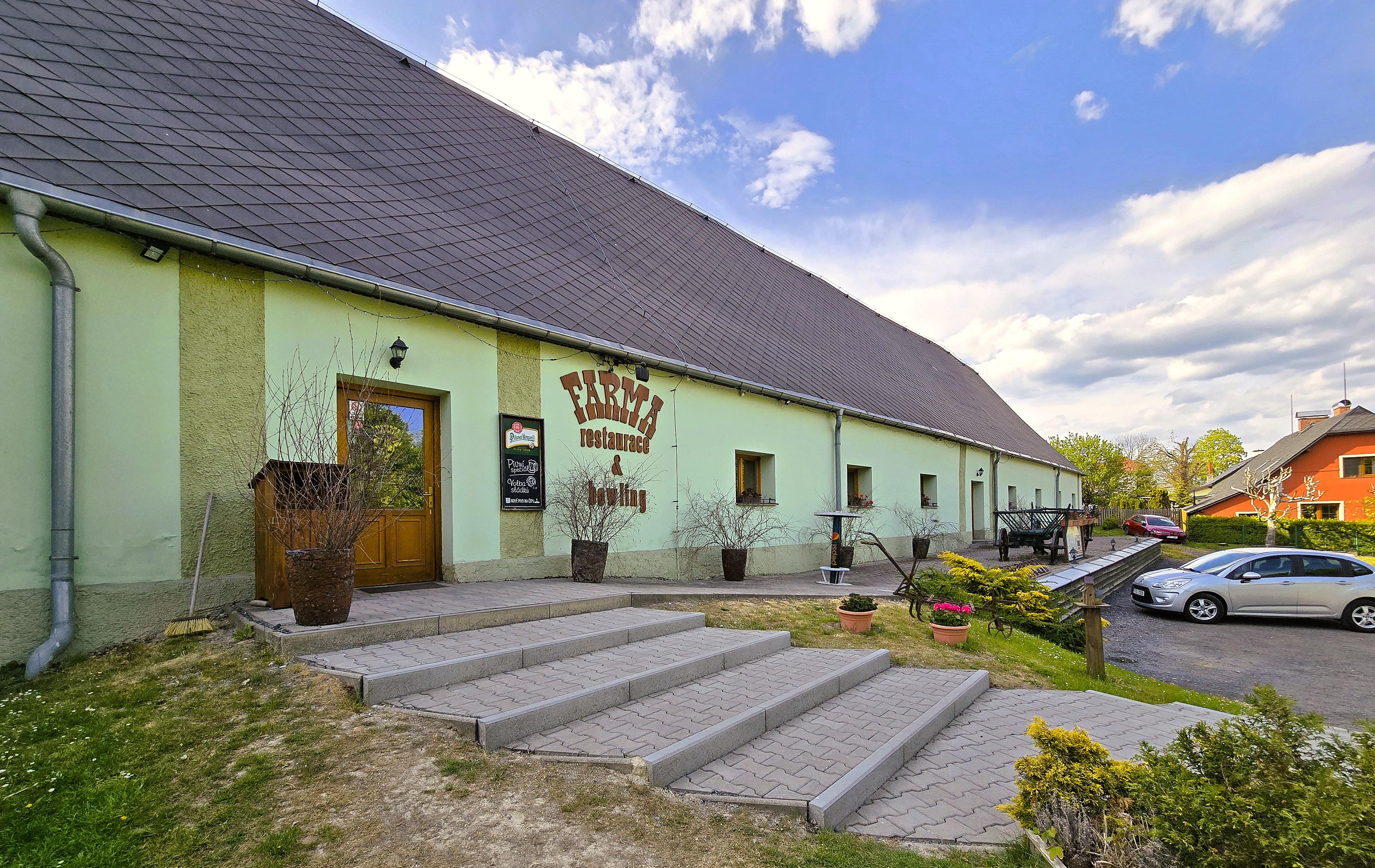 Farma Kočov - ubytování, restaurace, bowling a tenis foto 2