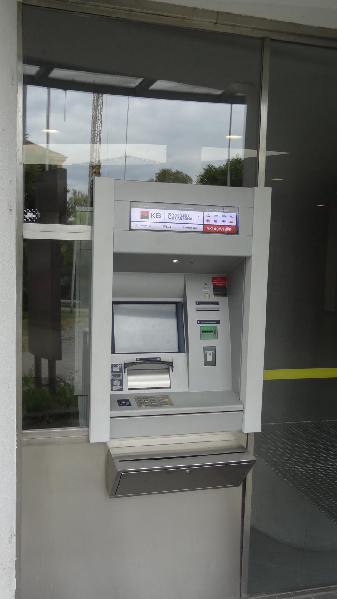 Bankomat Komerční banky foto 4