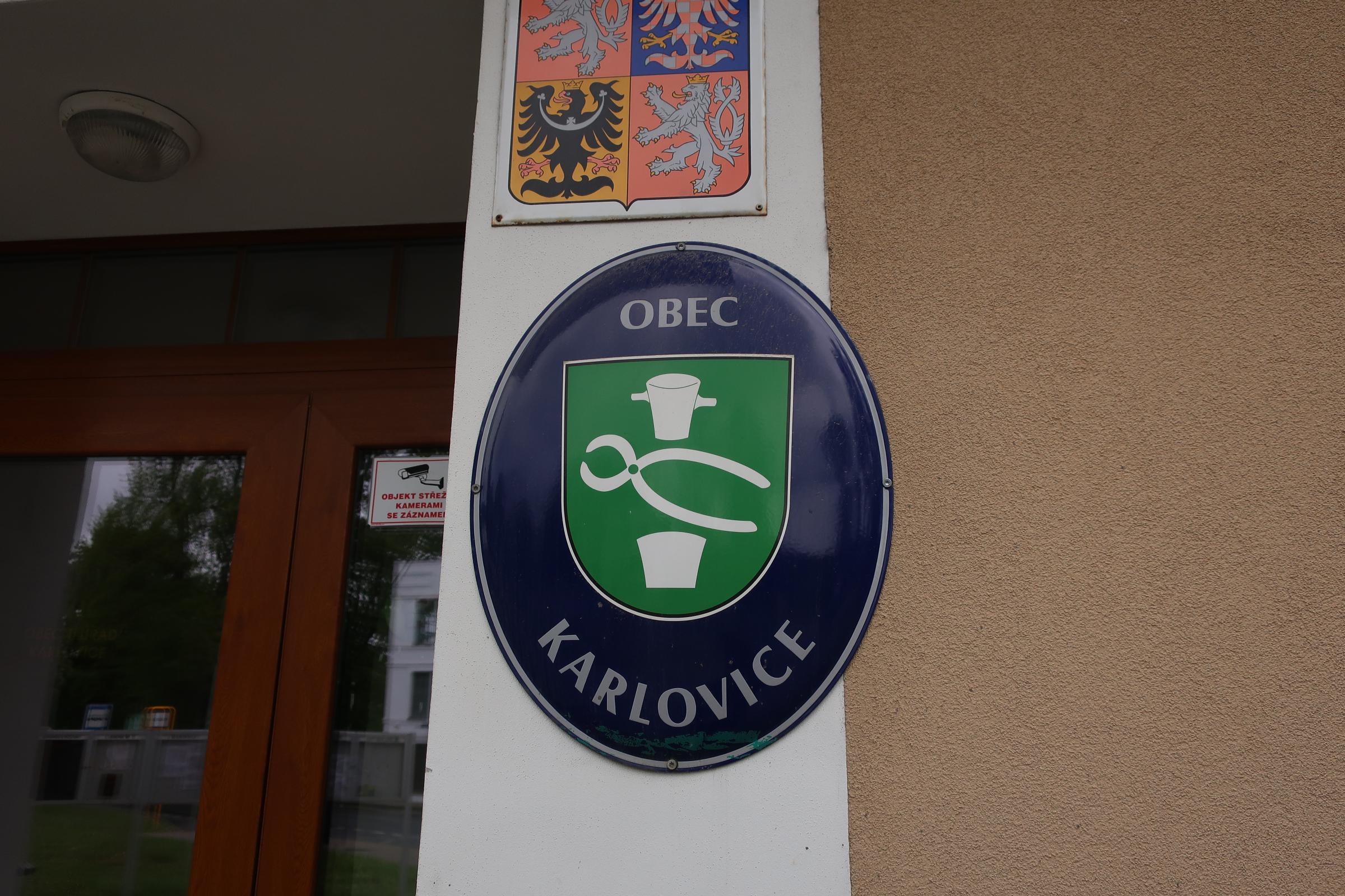 Karlovice - obecní úřad foto 6