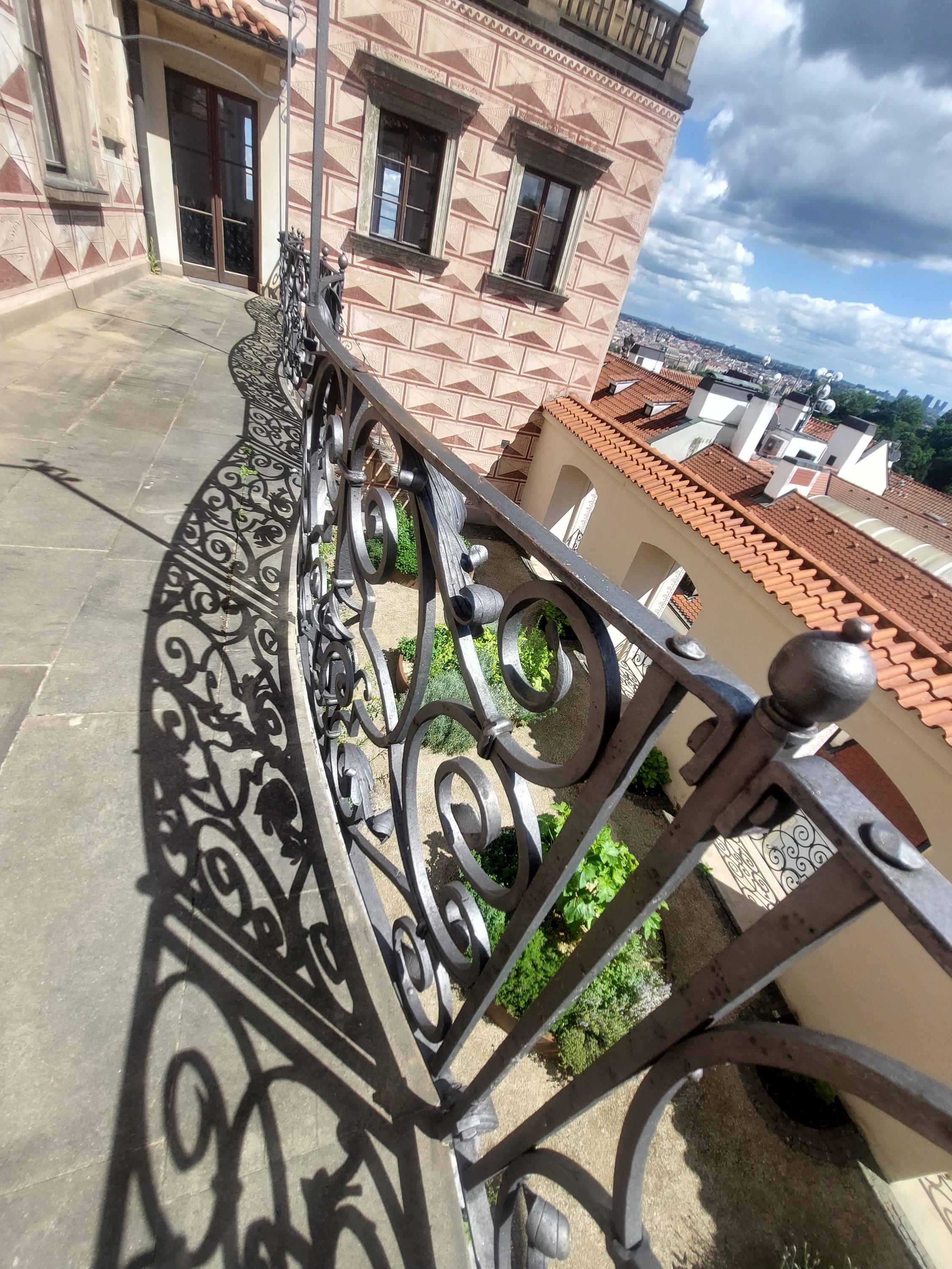 Fortna - Klášter Hradčany Řádu bosých karmelitánů foto 3