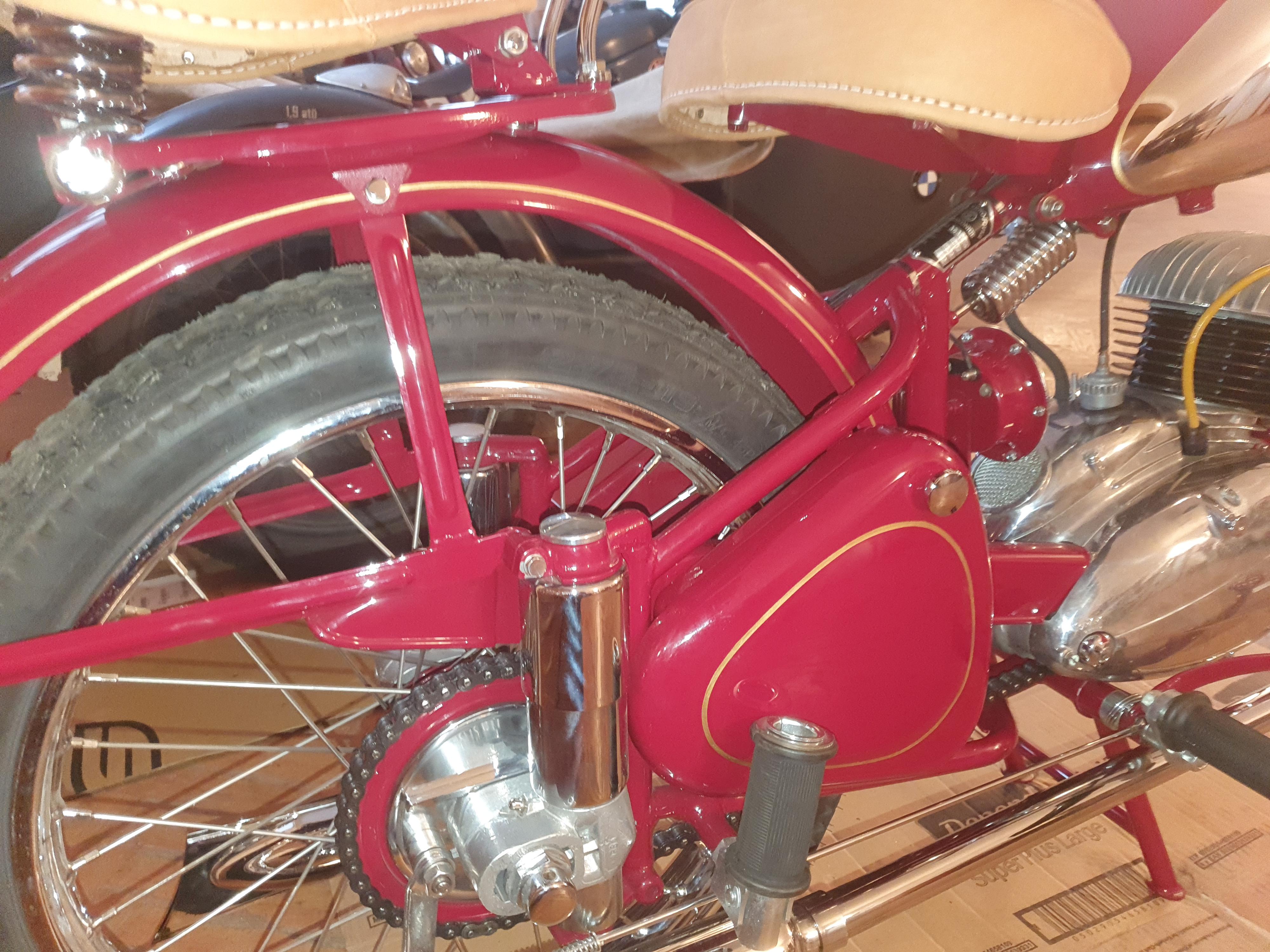 Servis motoveteránů Zdeněk Tejkl foto 4