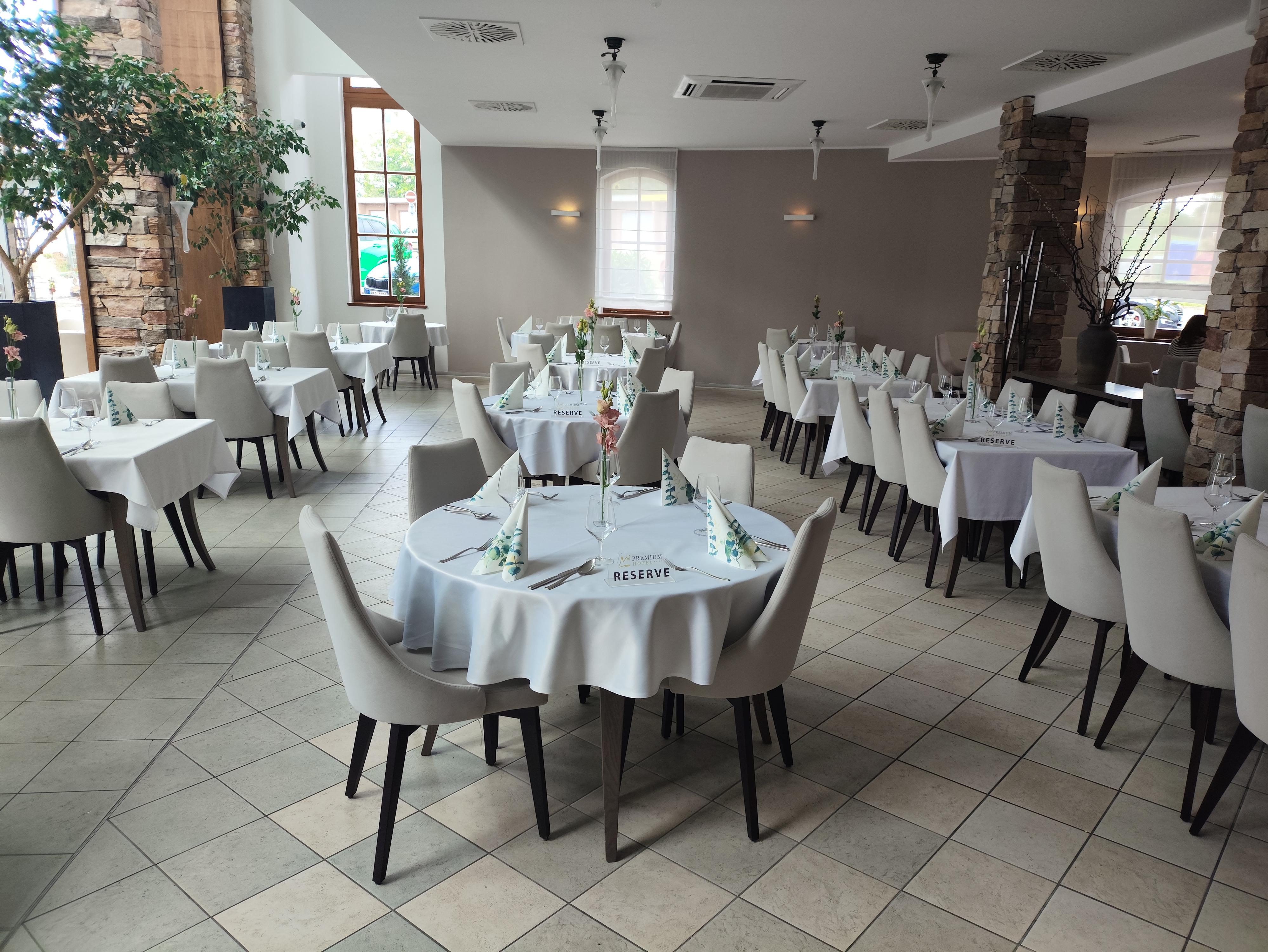 RESTAURACE PREMIUM HOTEL**** foto 6