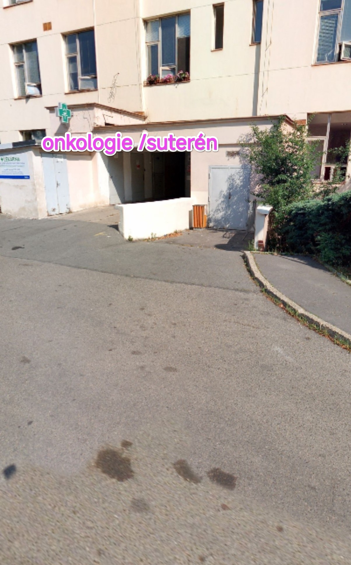Nemocniční lékárna Fakultní nemocnice Bulovka foto 1