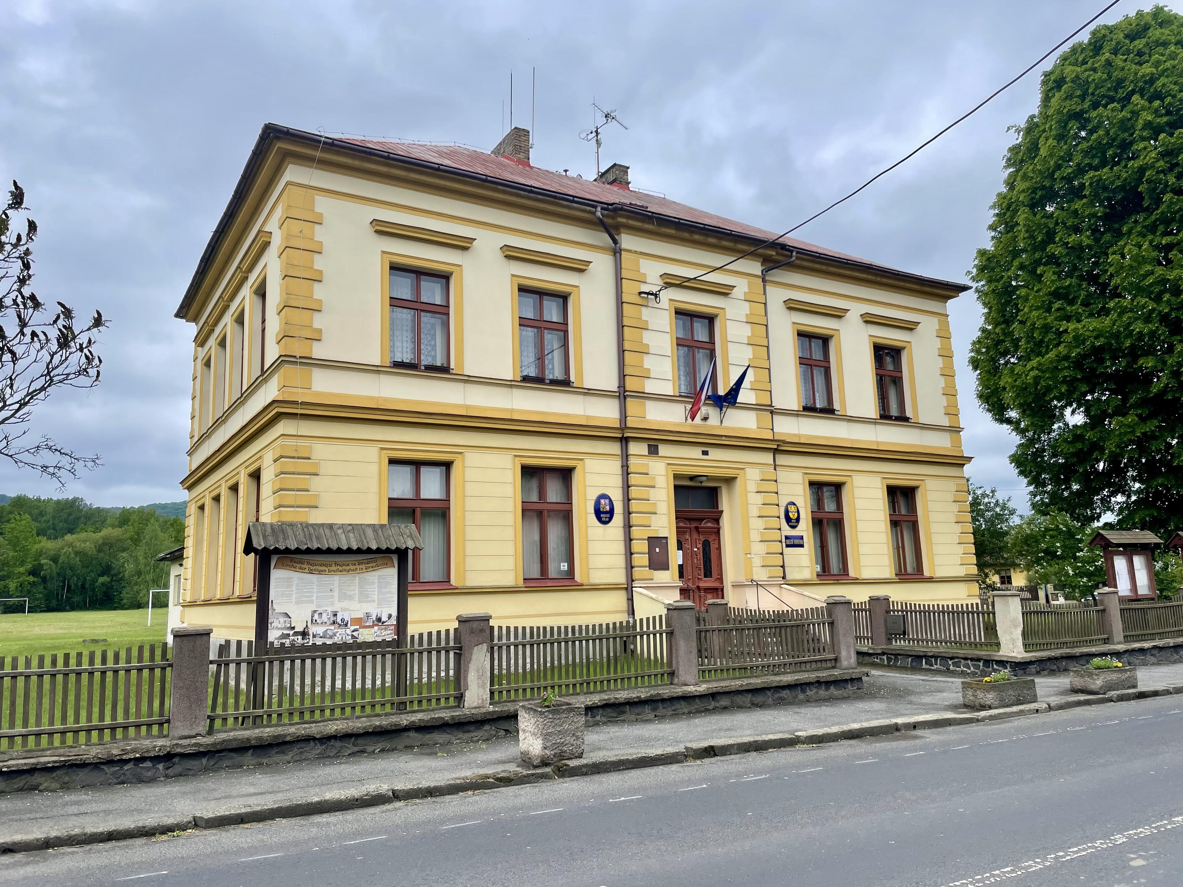 Stružnice - obecní úřad foto 3