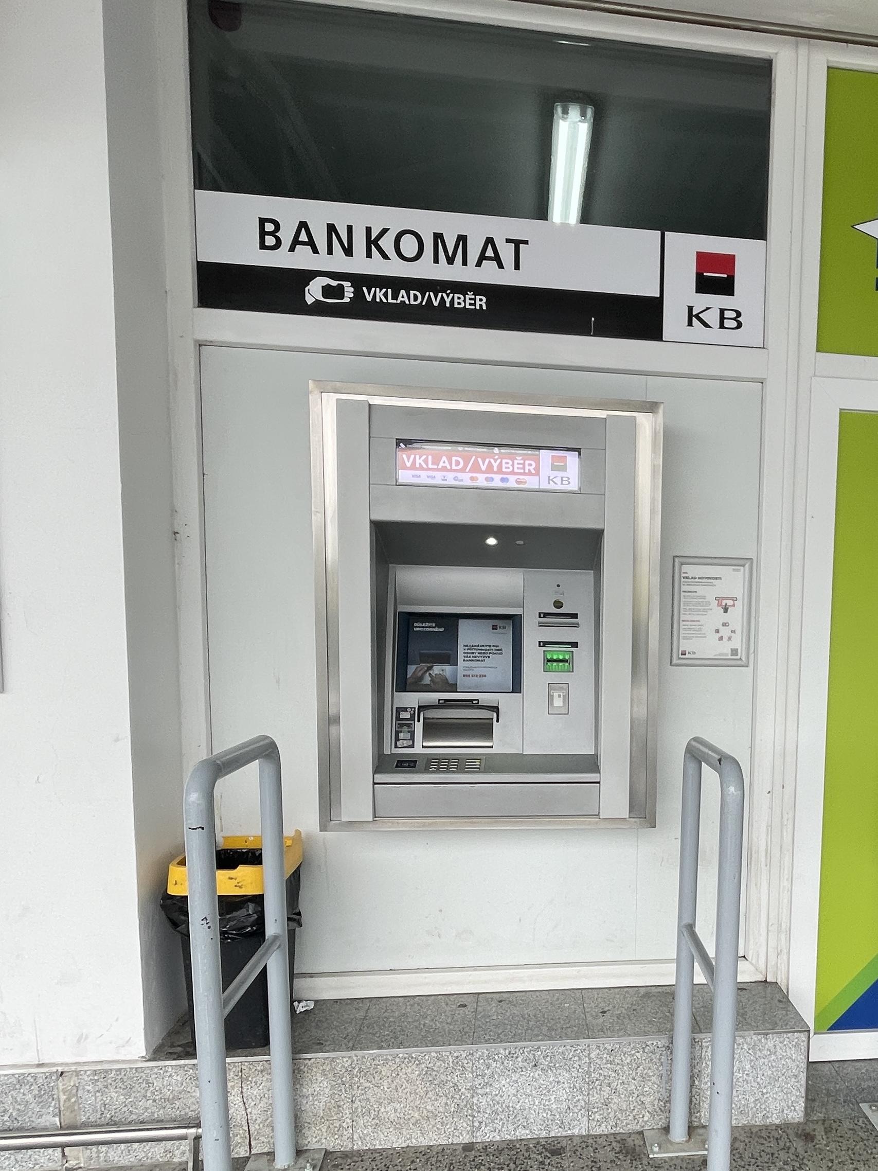 Bankomat Komerční banky foto 2