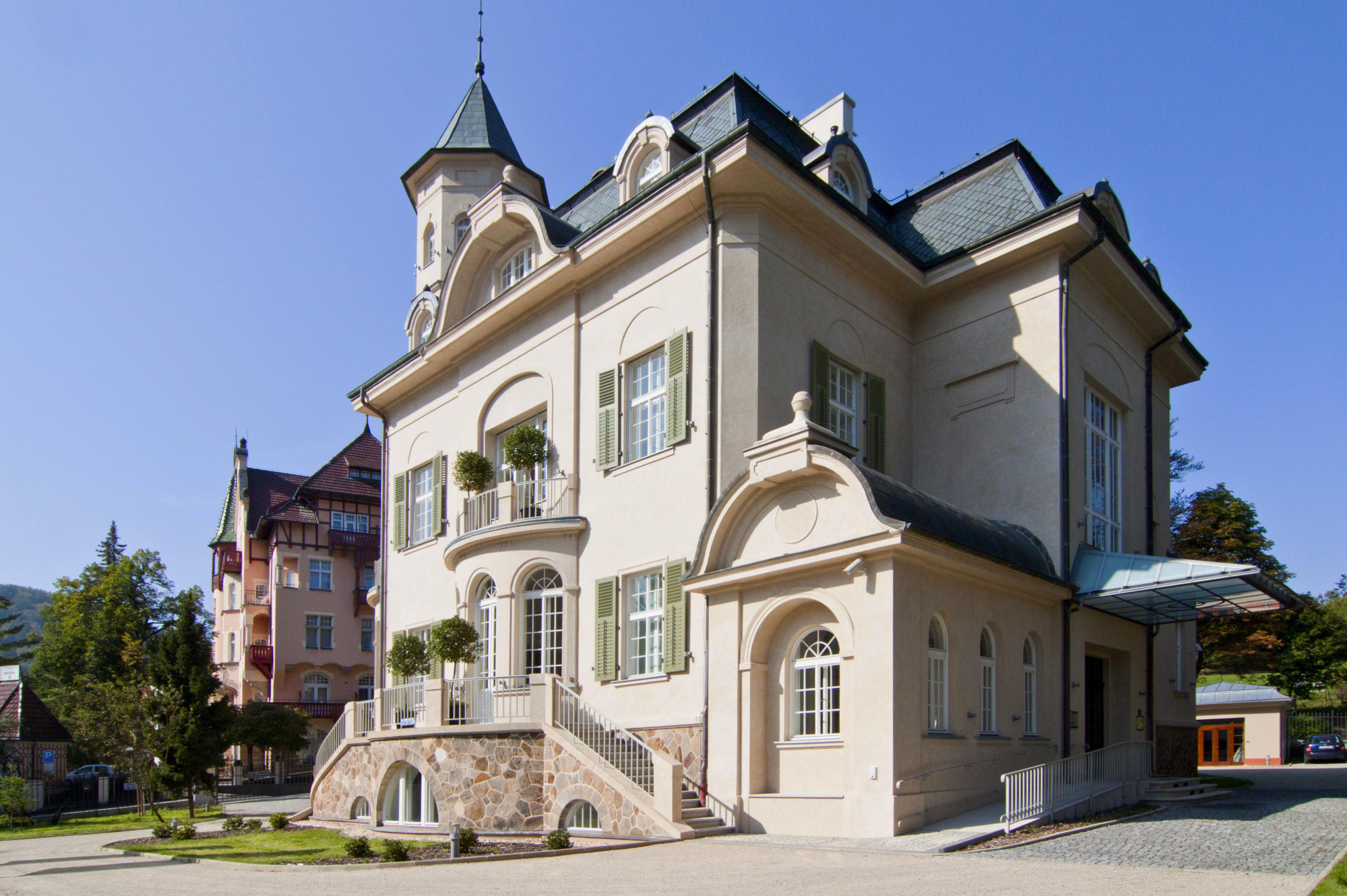 Interaktivní galerie Becherova vila