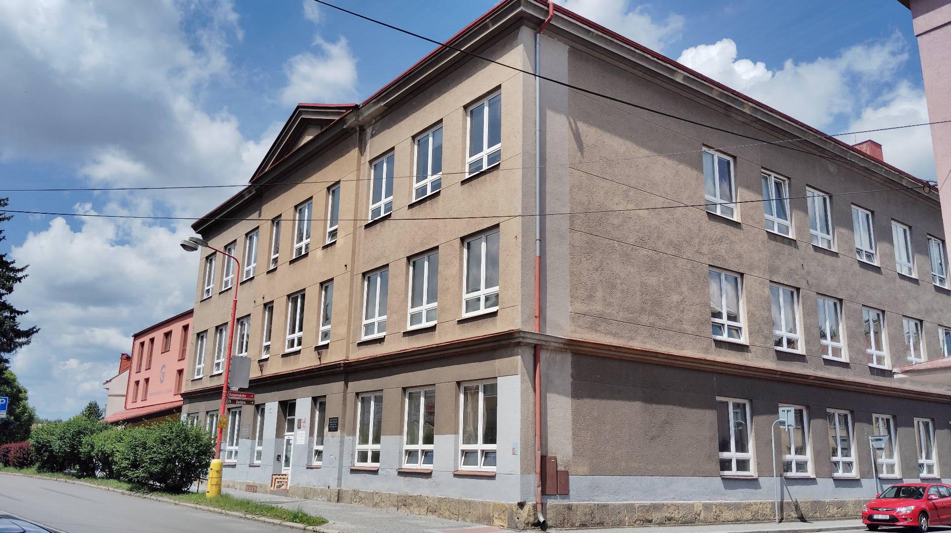 Gymnázium K. V. Raise a Střední odborné učiliště, Hlinsko, Adámkova 55 foto 2