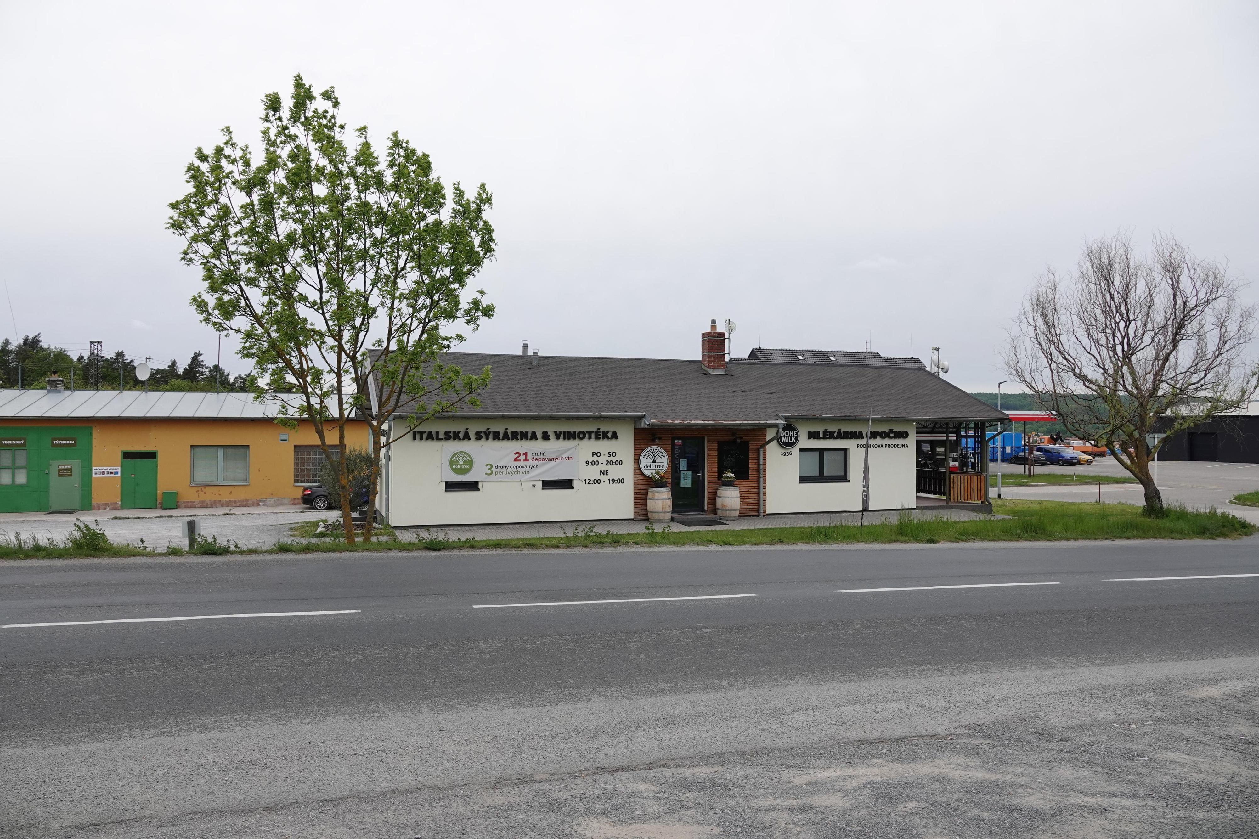 Deli Tree - Italská sýrárna s vinotékou