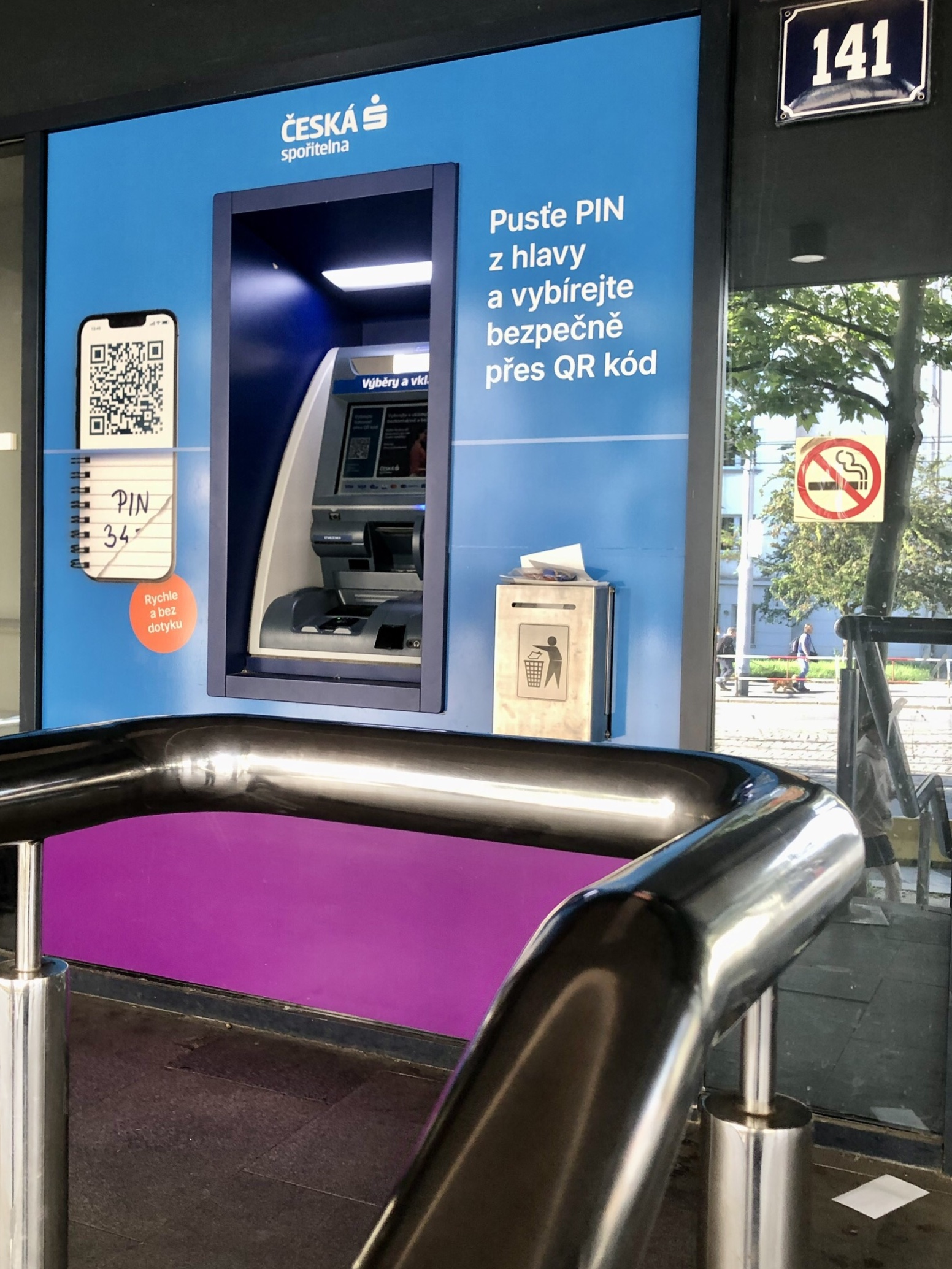 Bankomat České spořitelny foto 3