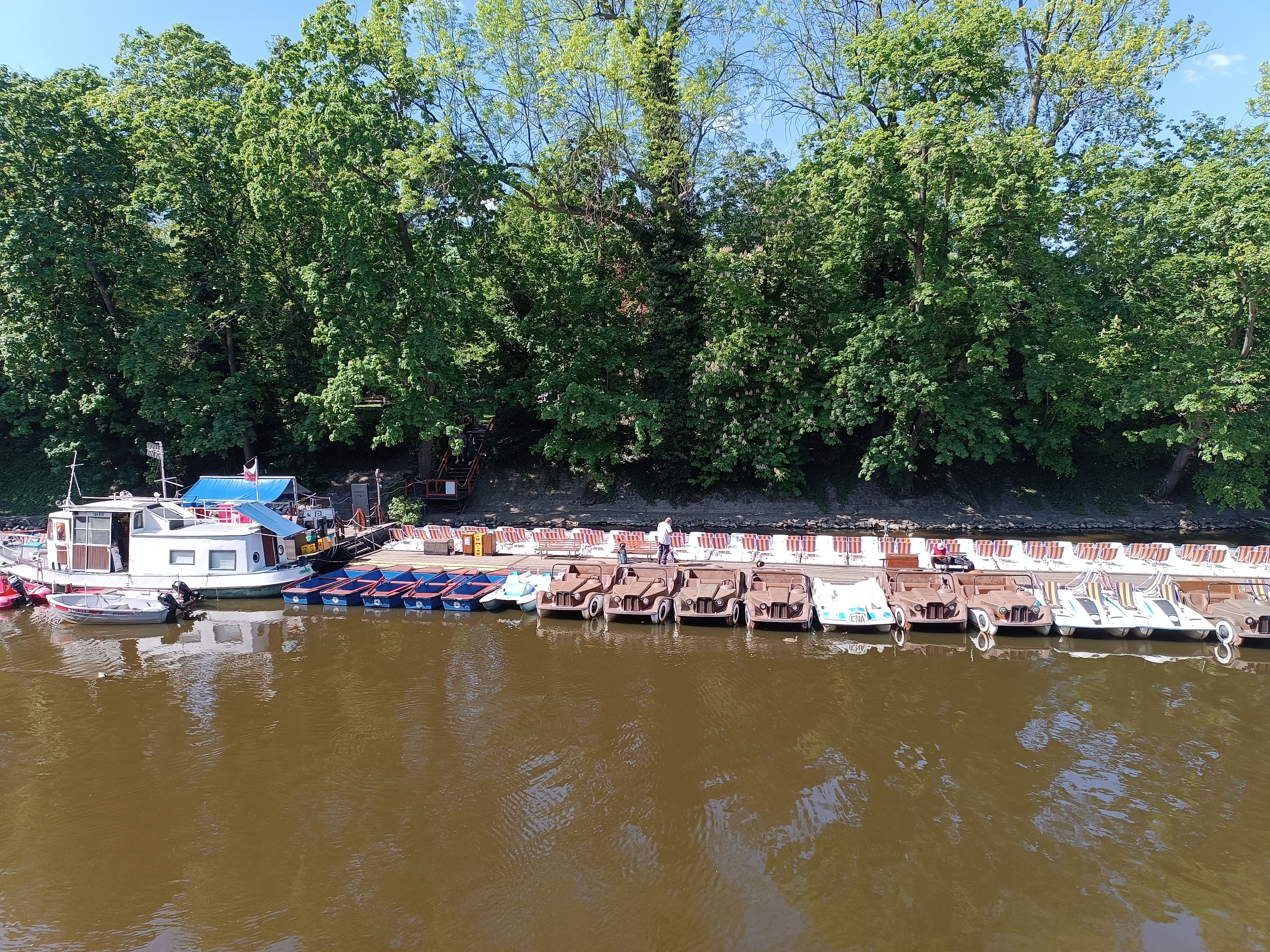 Půjčovna lodiček a šlapadel U Kotvy foto 4