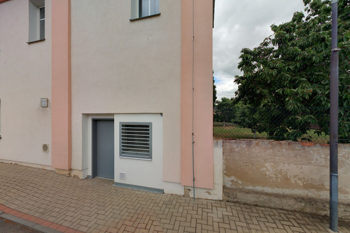 Pošta Modlany foto 2