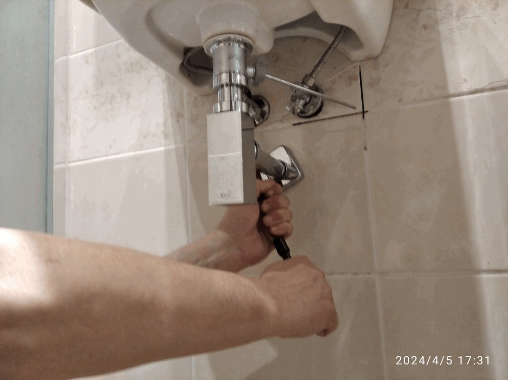 Petr Němeček - Hodinový manžel foto 4