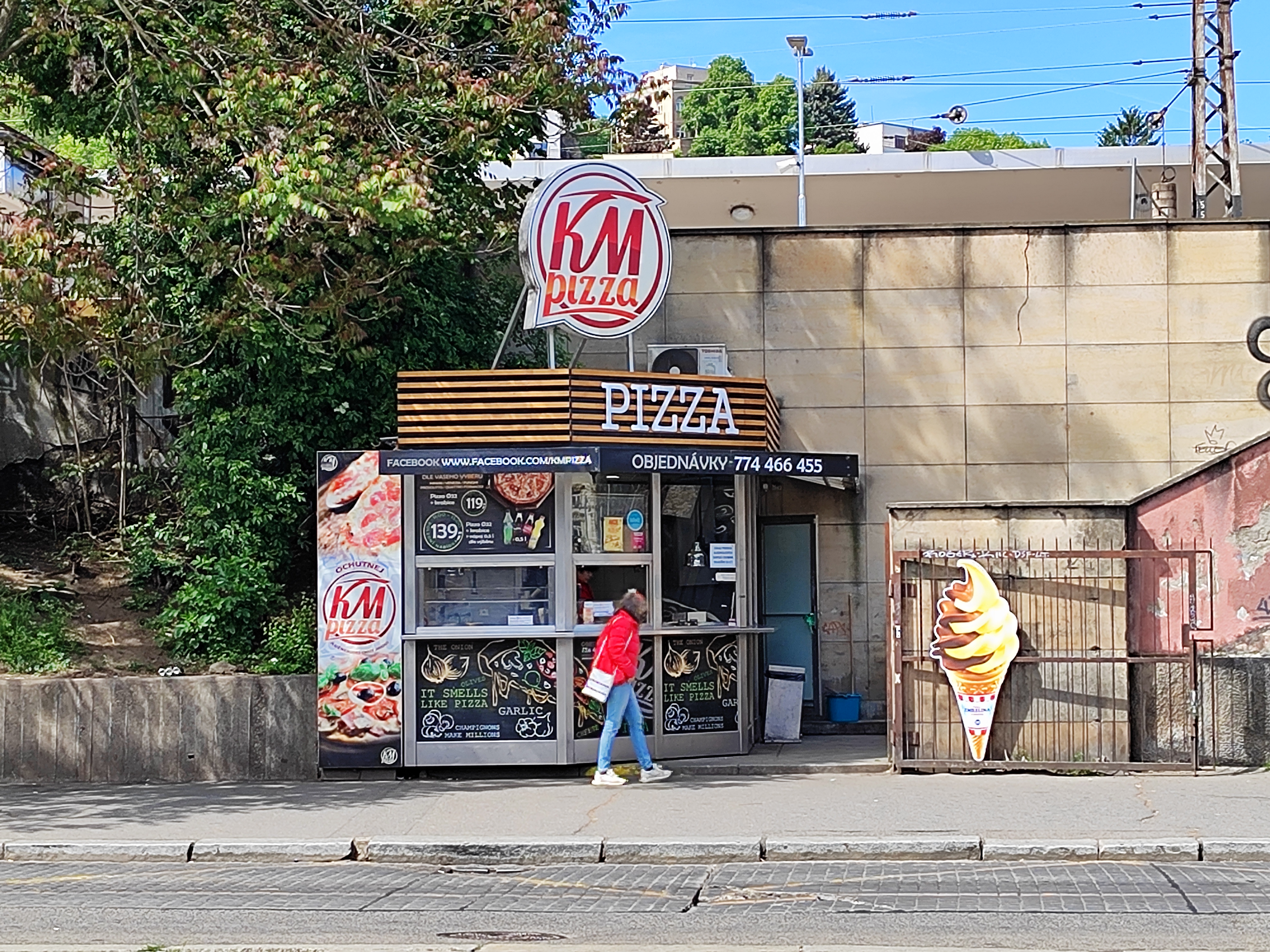 KM PIZZA foto 3